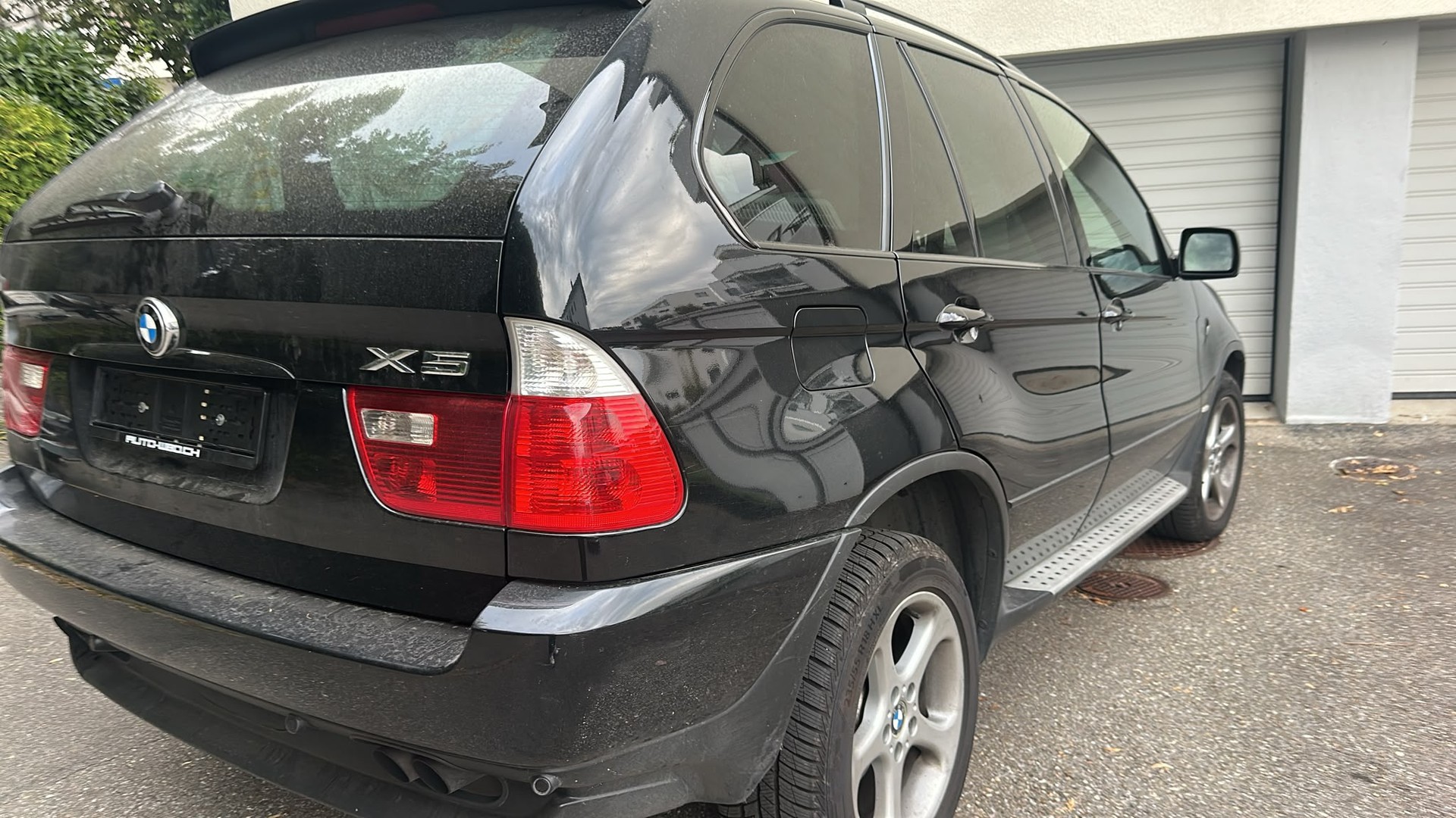 BMW X5 4.4i-image-2