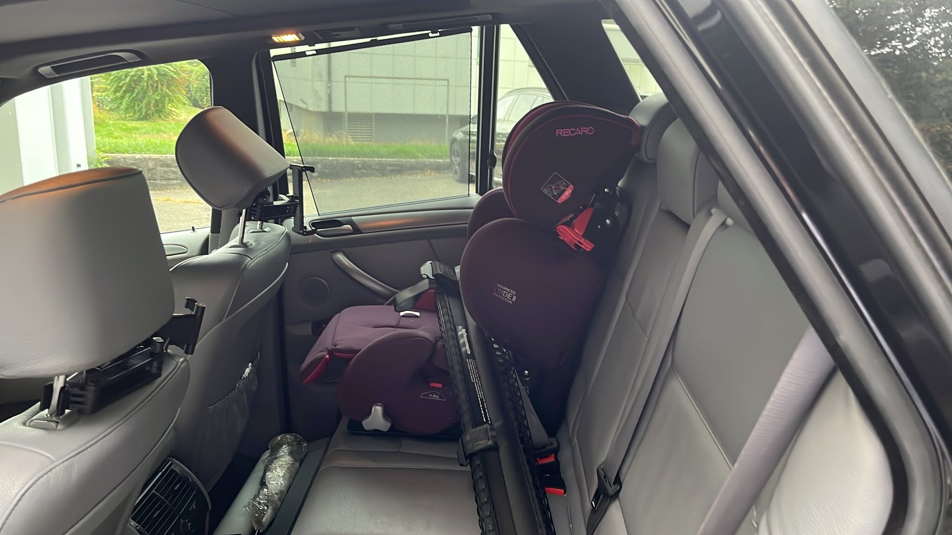 BMW X5 4.4i-image-3