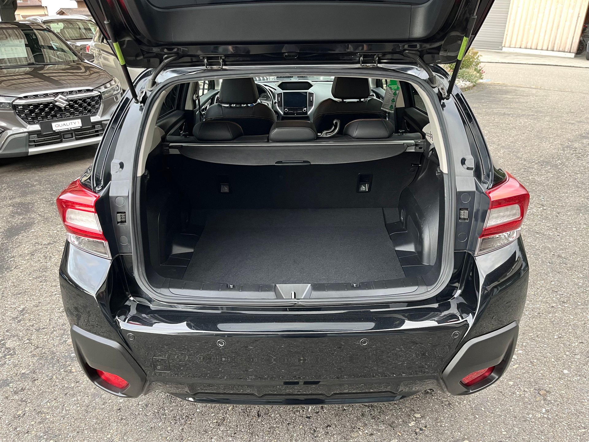SUBARU XV 2.0 Luxury AWD Lineartronic-image-5