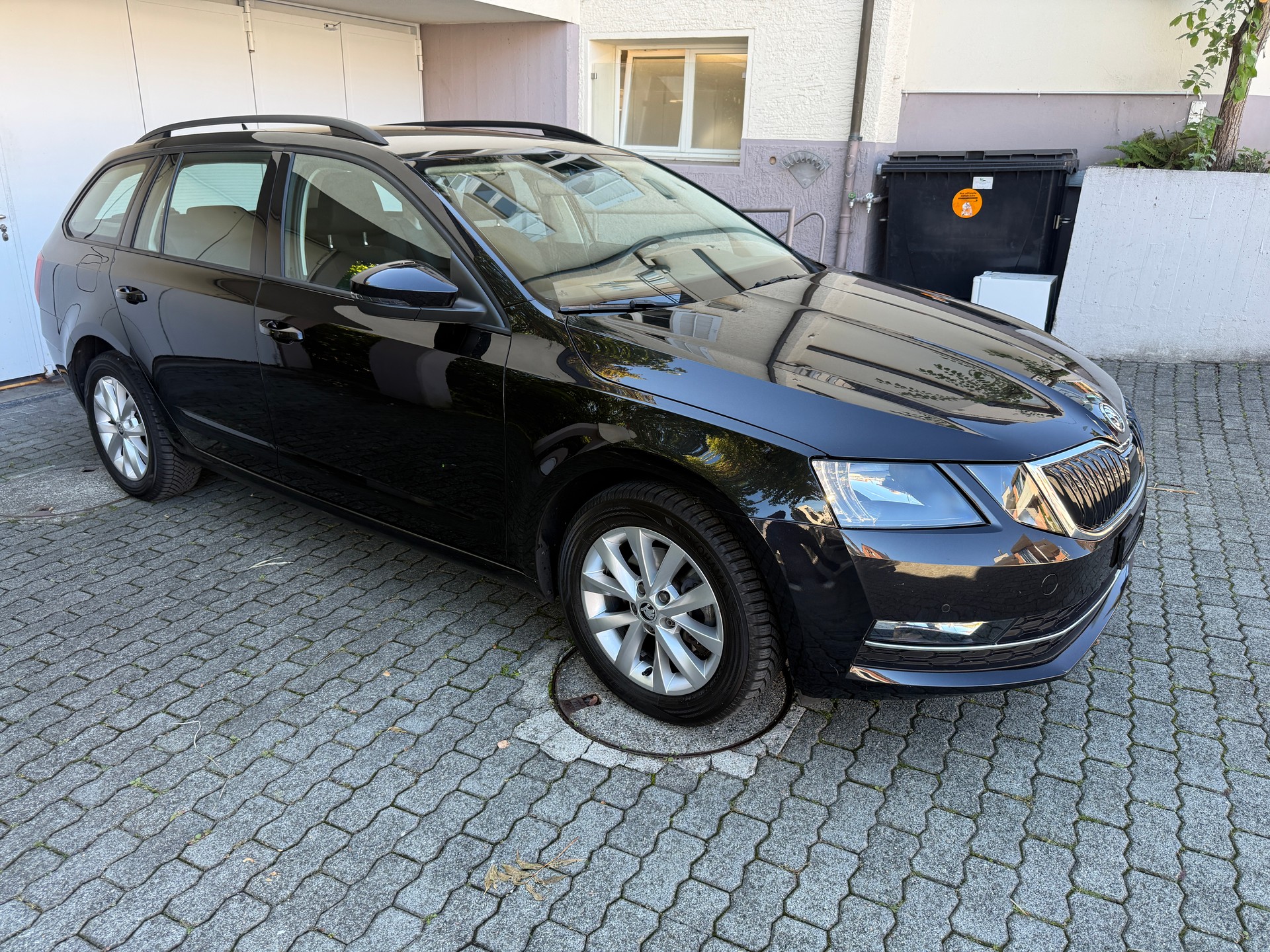 SKODA Octavia 1.4 TSI 150 Ambition DSG-image-1