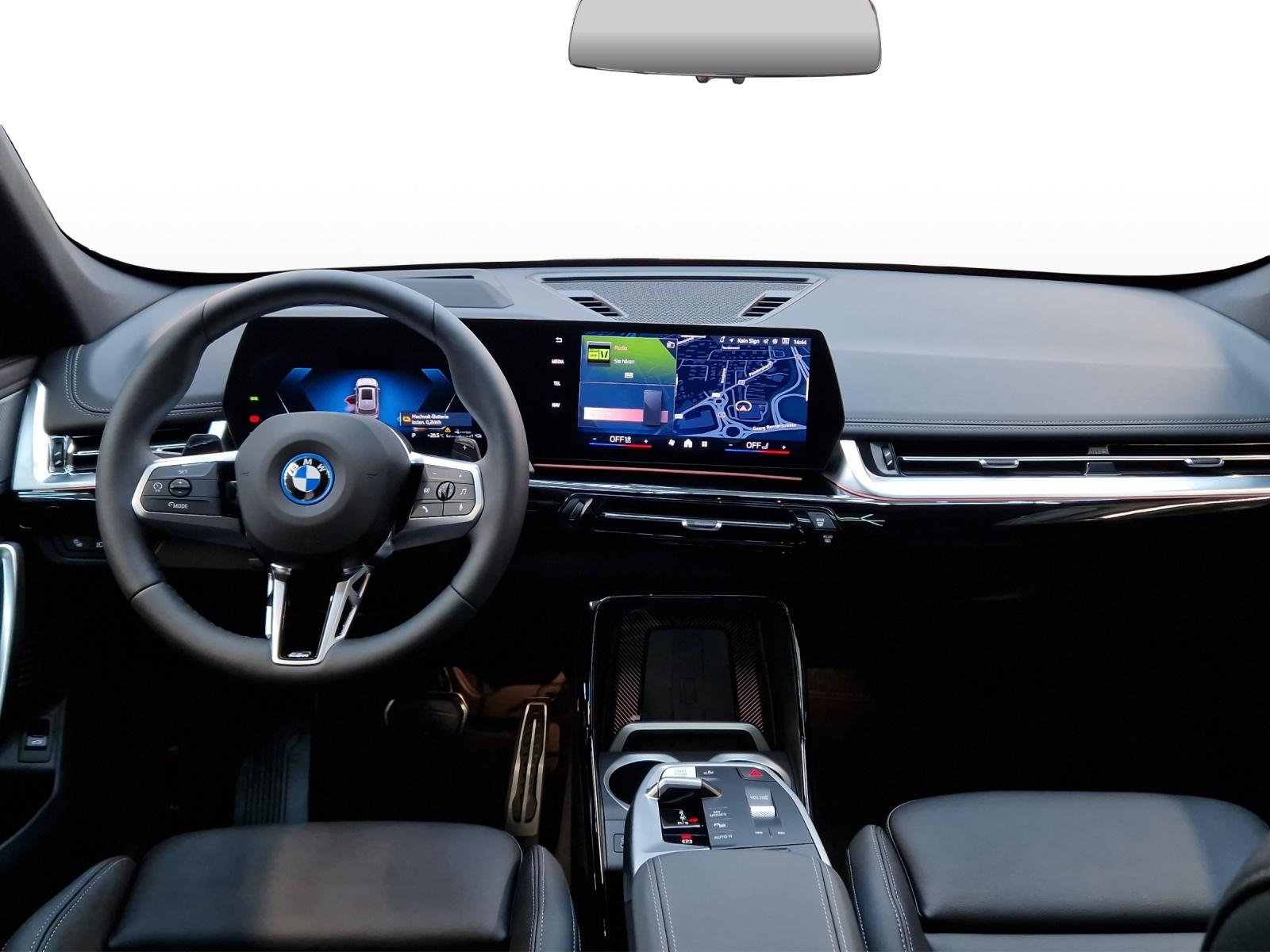 BMW X1 xDrive30e M Sport Pro-image-12