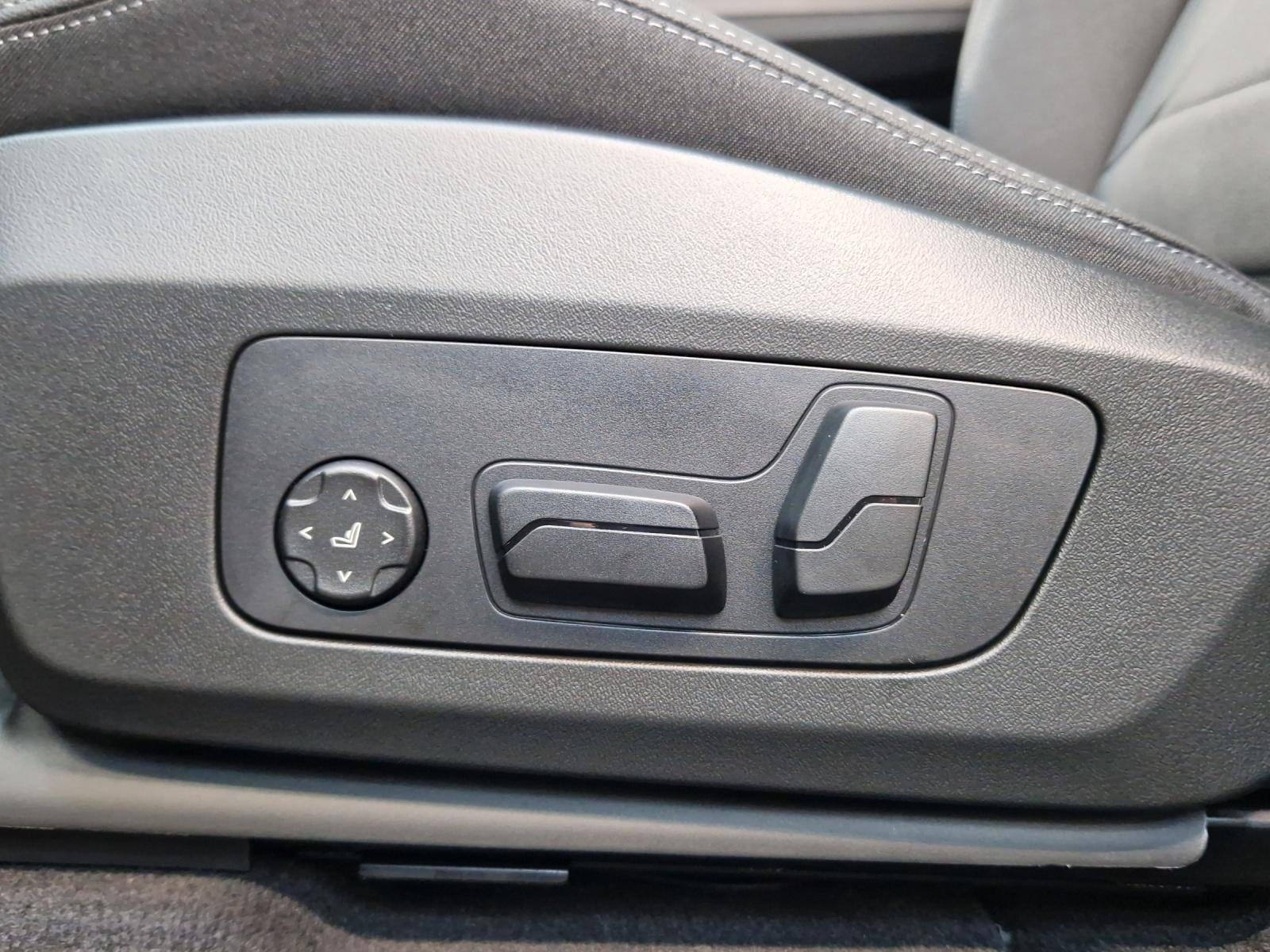 BMW X1 xDrive30e M Sport Pro-image-19