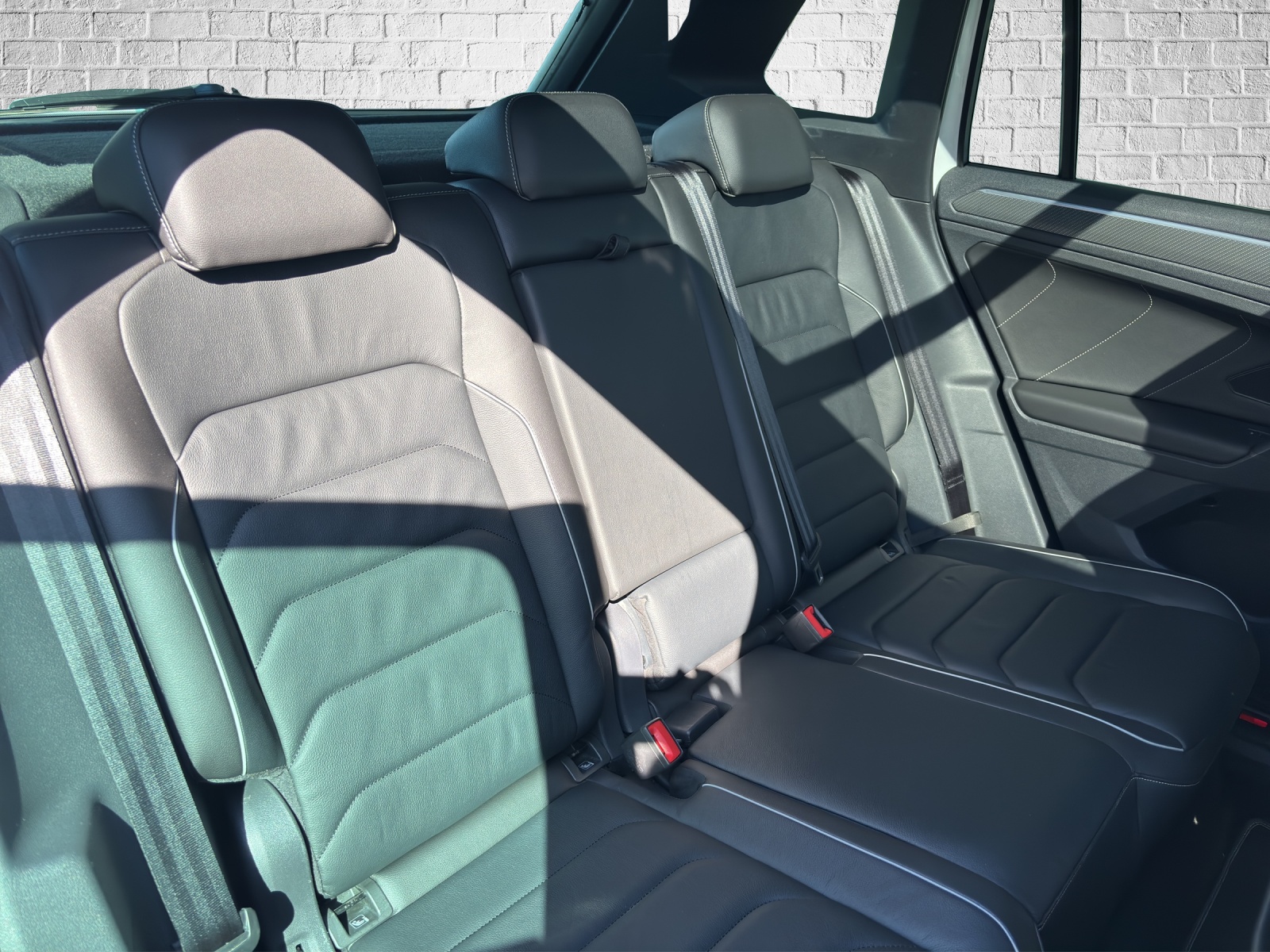 VW Tiguan 2.0TSI R-Line 4Motion DSG-image-14