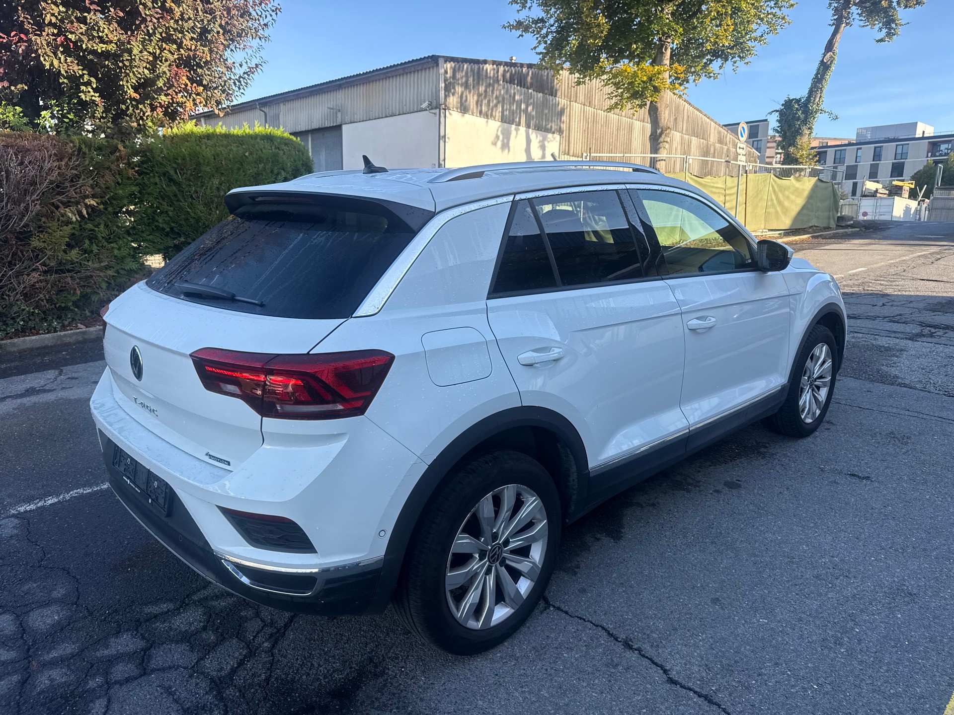 VW T-Roc 2.0 TSI Sport Selection DSG 4Motion-image-6