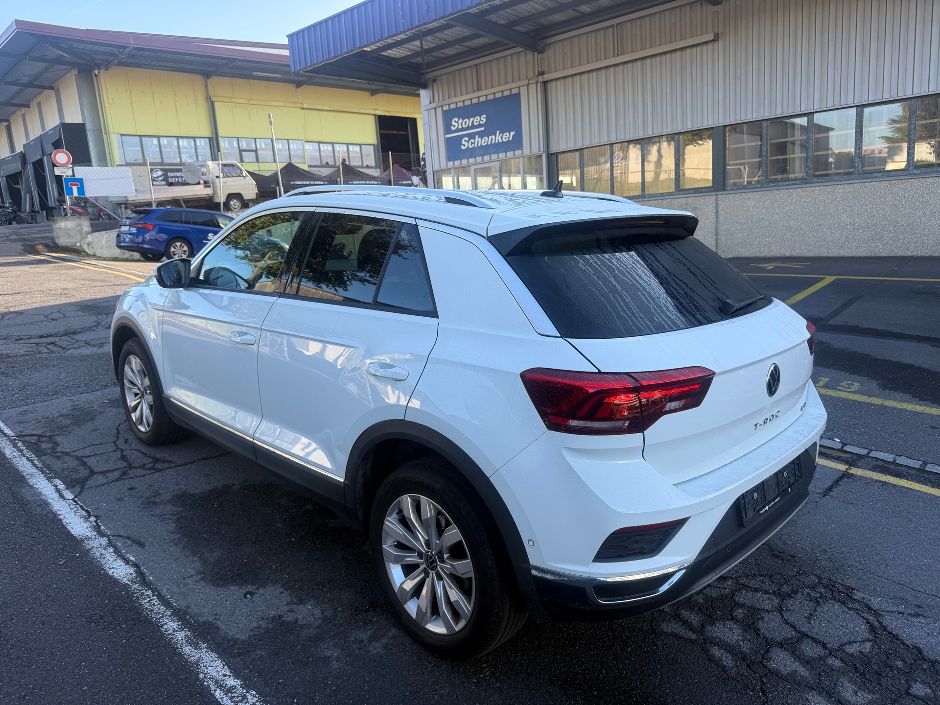 VW T-Roc 2.0 TSI Sport Selection DSG 4Motion-image-4
