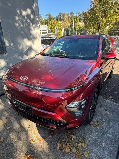 HYUNDAI Kona EV 65.4 kWh Amplia-image-1