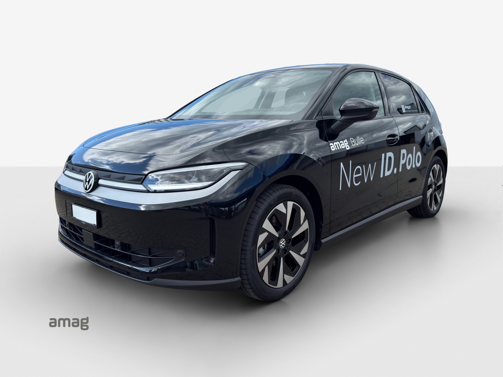 VW ID.Polo 52 kWh Life Edition One-image-0