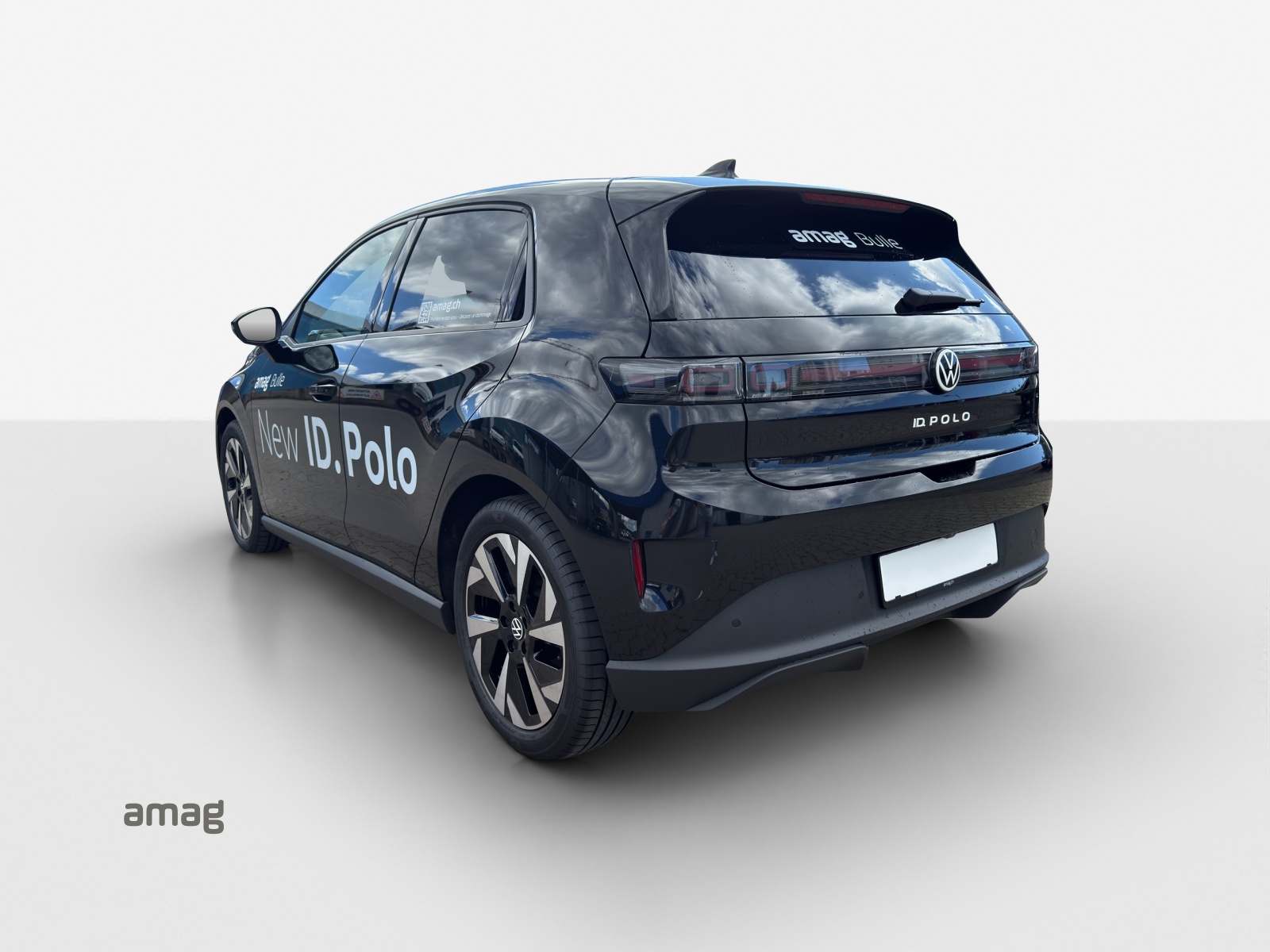 VW ID.Polo 52 kWh Life Edition One-image-2