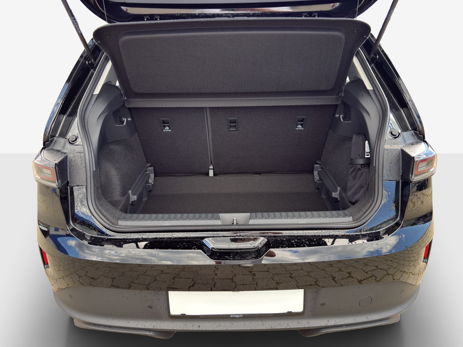 VW ID.Polo 52 kWh Life Edition One-image-12