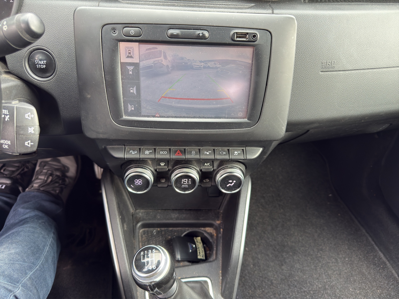 DACIA Duster TCe 125 Comfort 4x4-image-12
