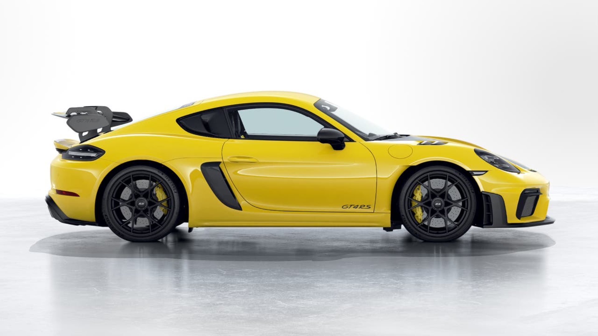 PORSCHE 718 Cayman GT4 RS-image-5