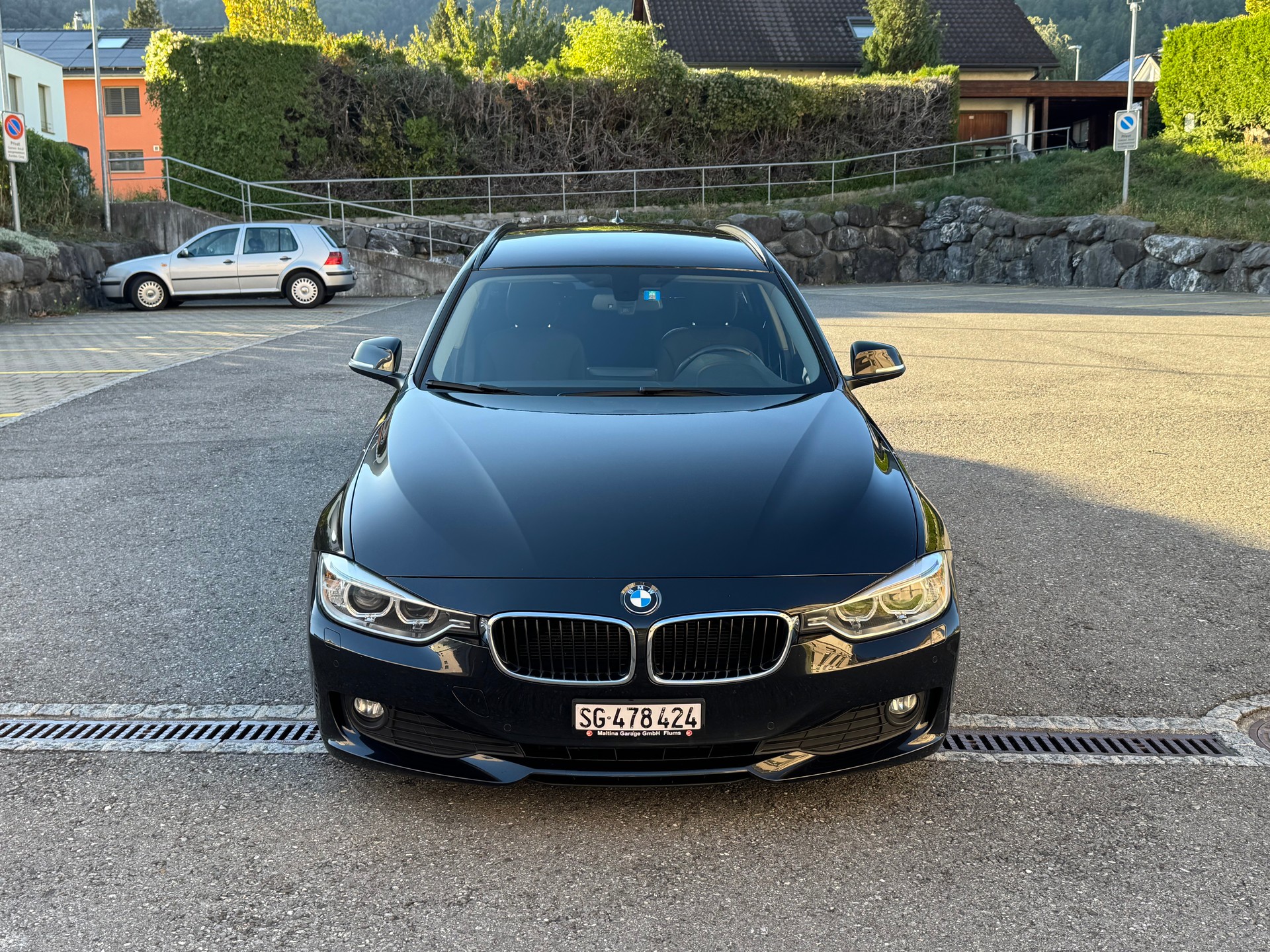 BMW 318d Touring Luxury Line Steptronic-image-1