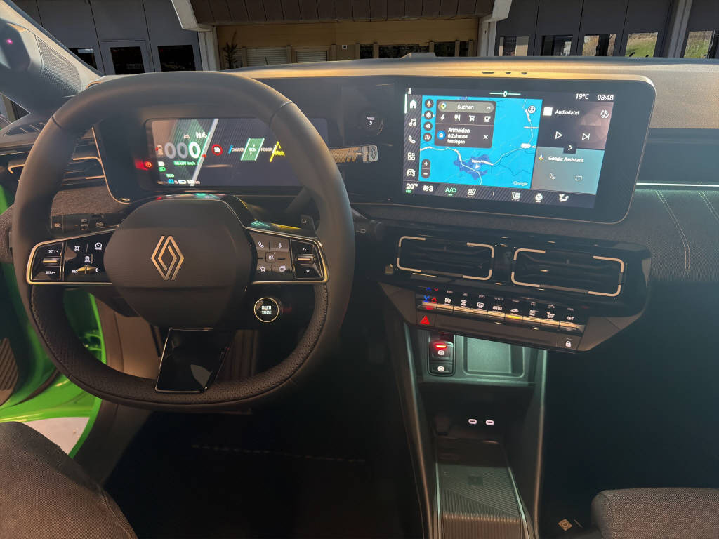 RENAULT R5 E-Tech Comfort Range techno-image-10