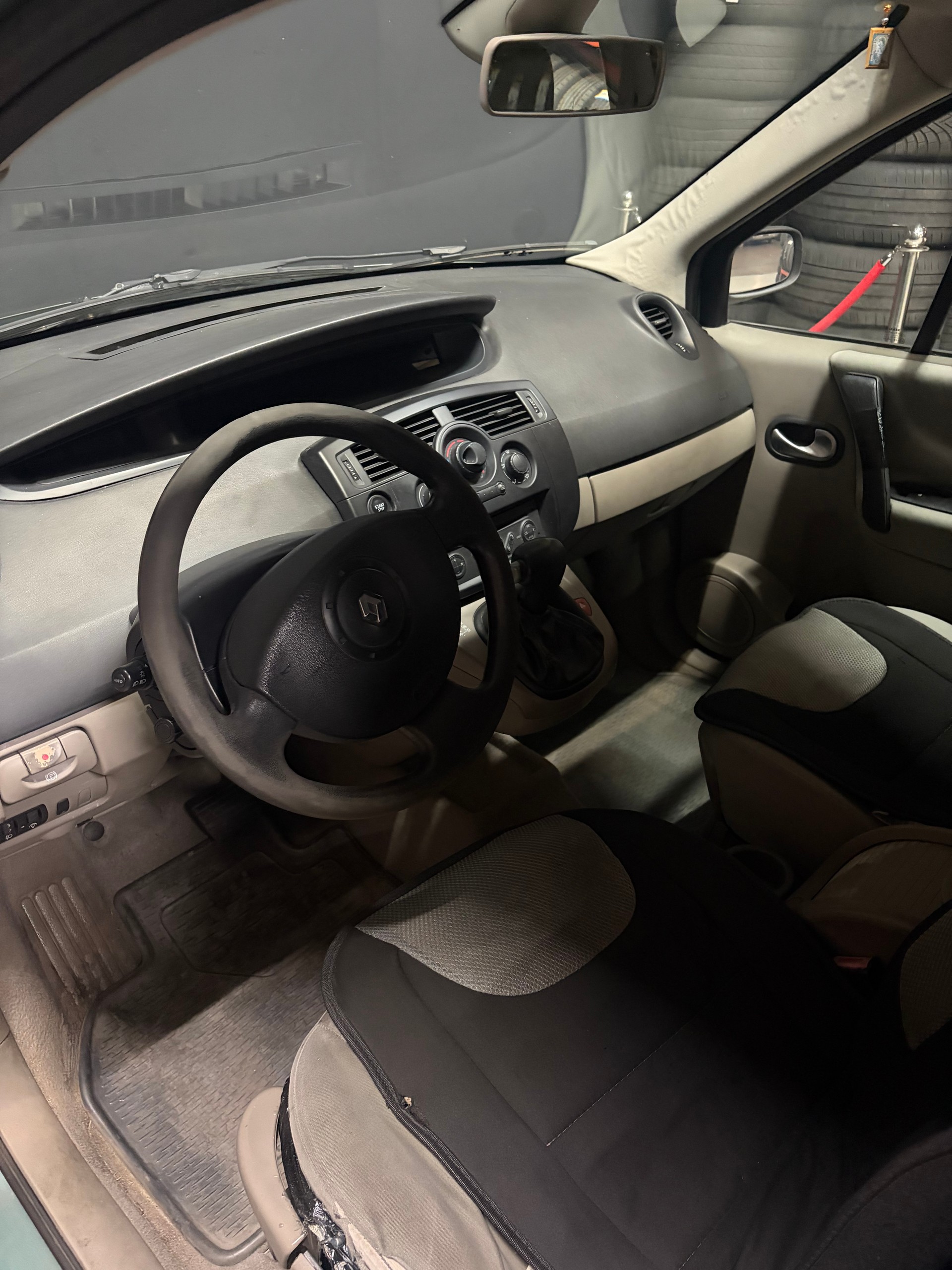 RENAULT Scénic 2.0 16V Expression-image-7