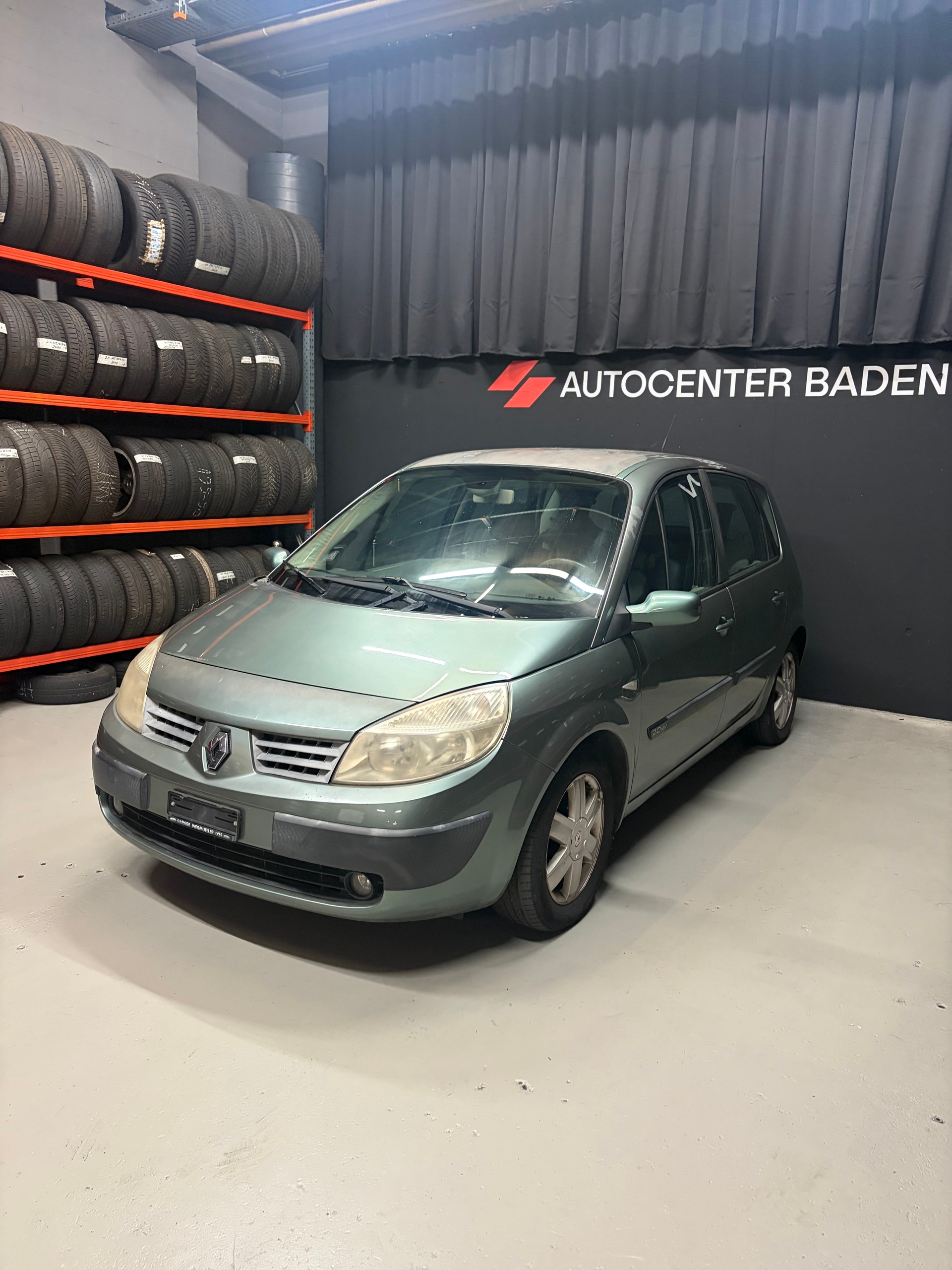 RENAULT Scénic 2.0 16V Expression-image-3