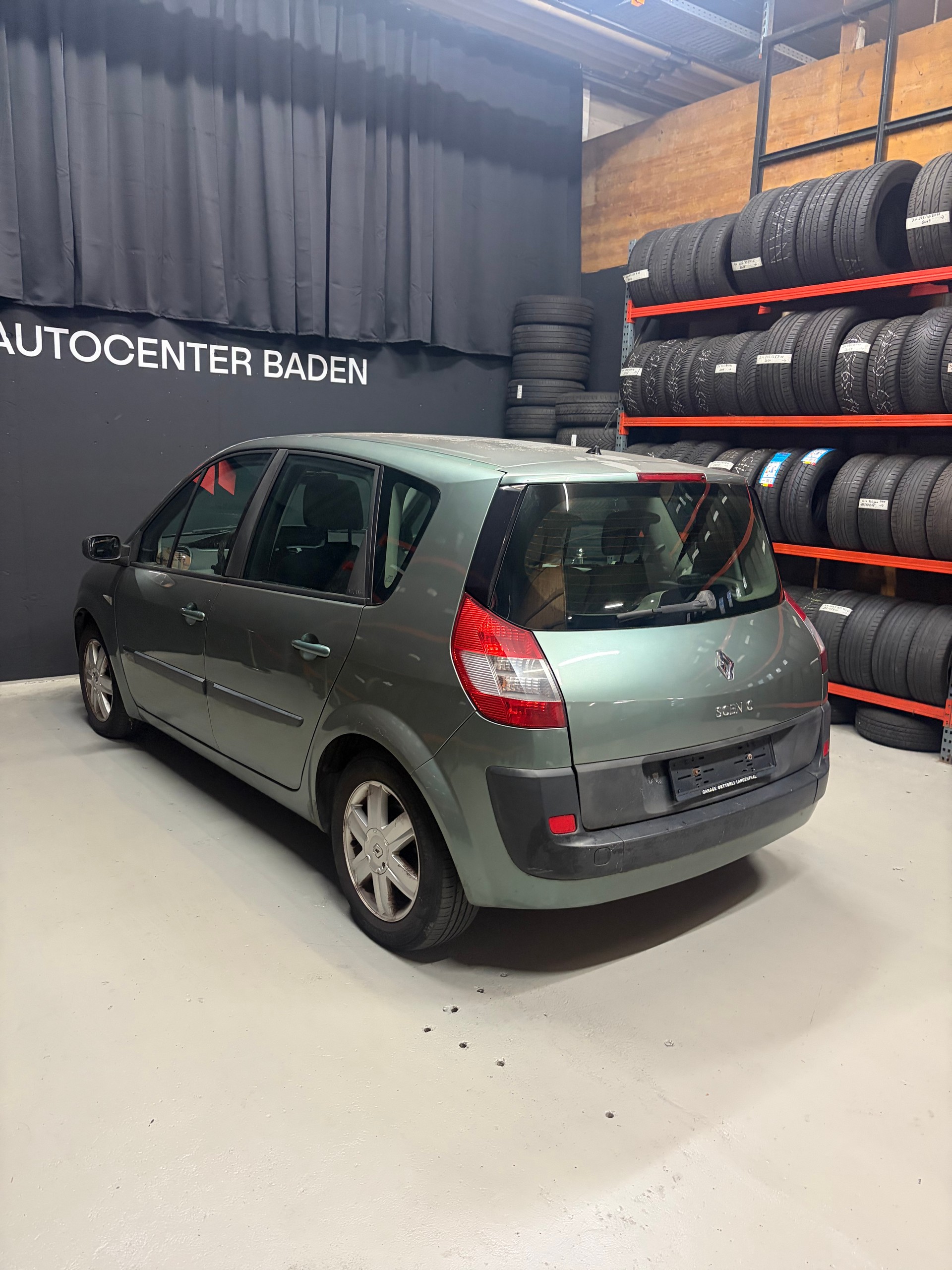 RENAULT Scénic 2.0 16V Expression-image-6