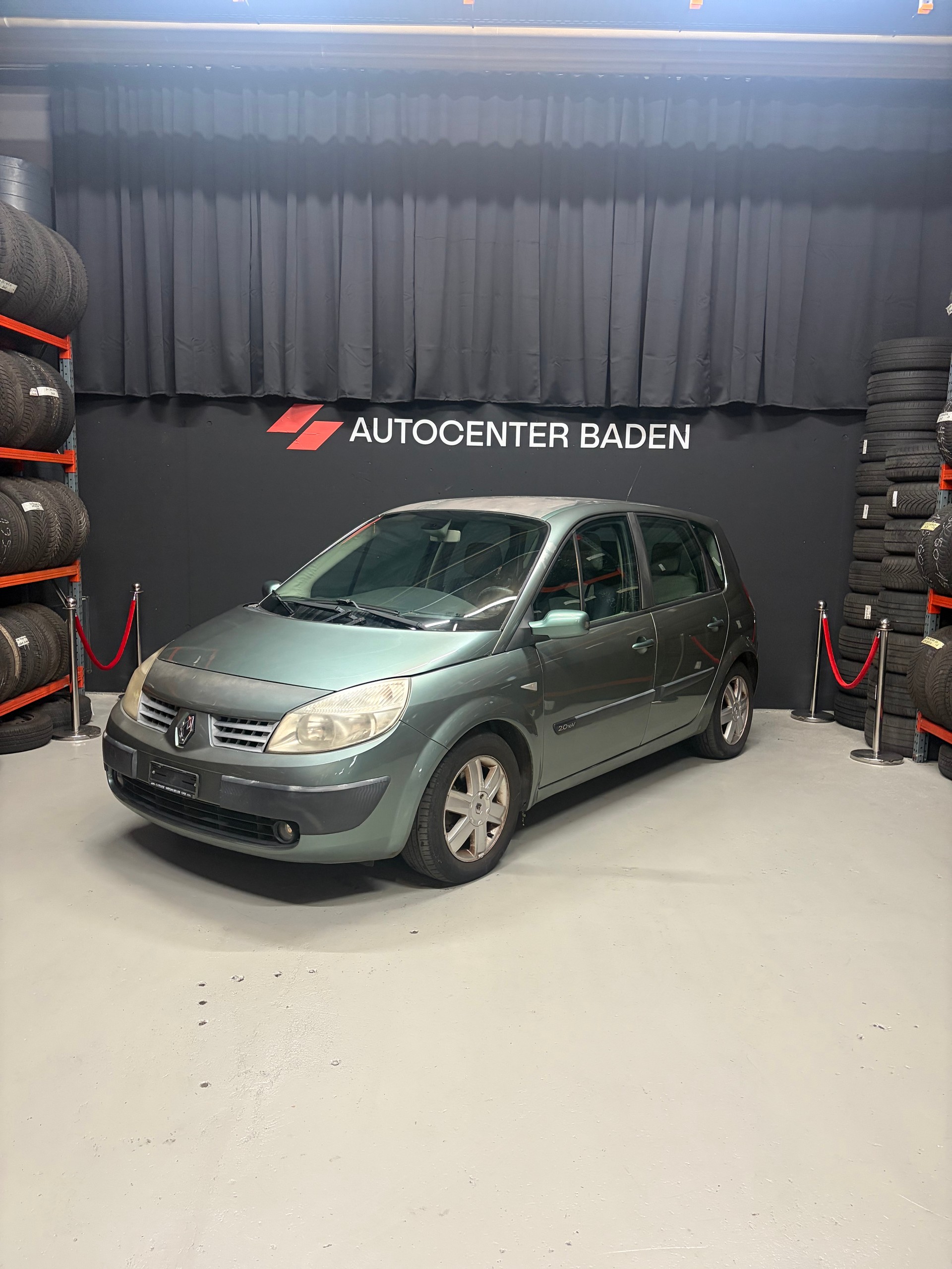 RENAULT Scénic 2.0 16V Expression-image-0