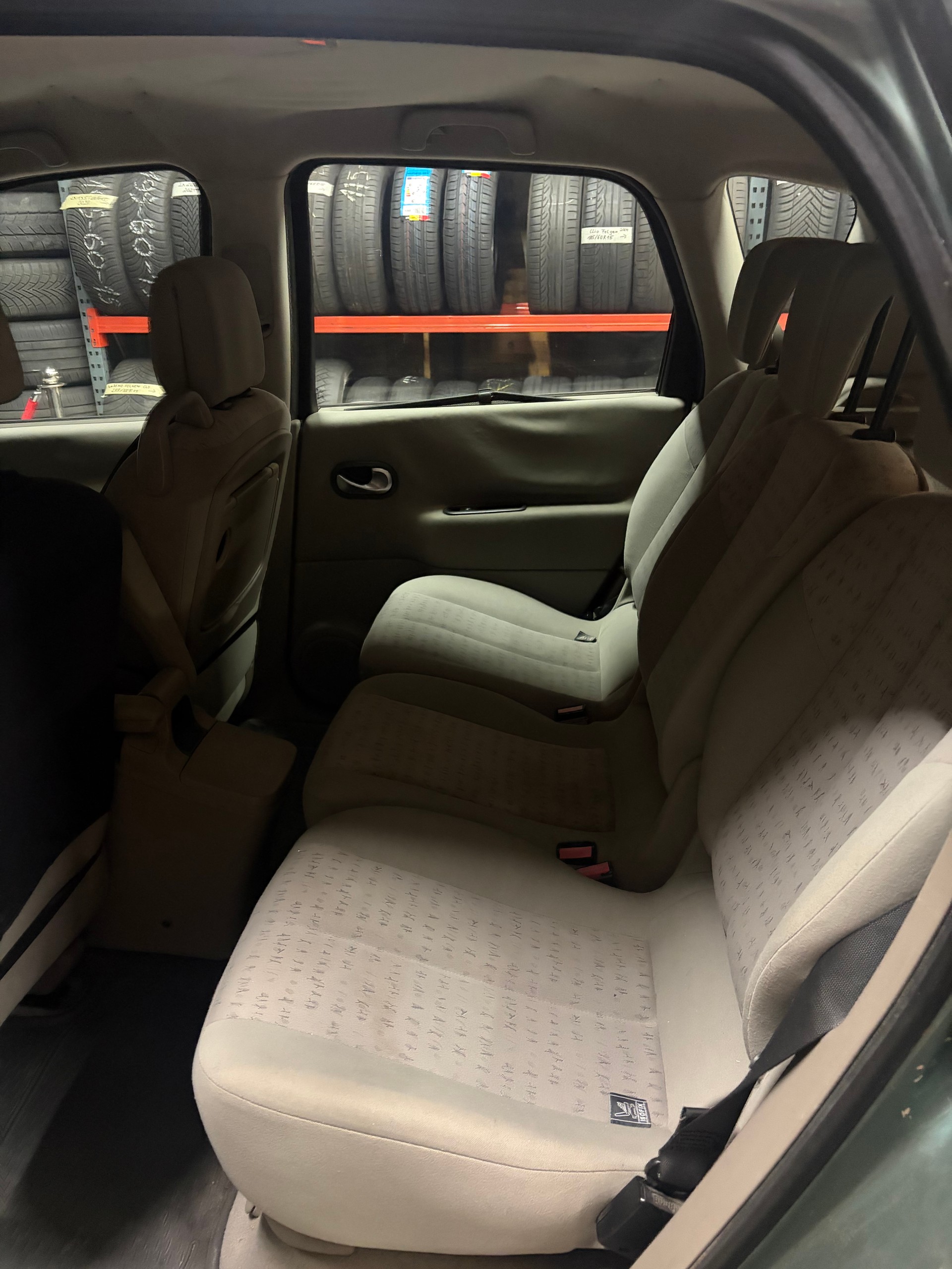 RENAULT Scénic 2.0 16V Expression-image-9