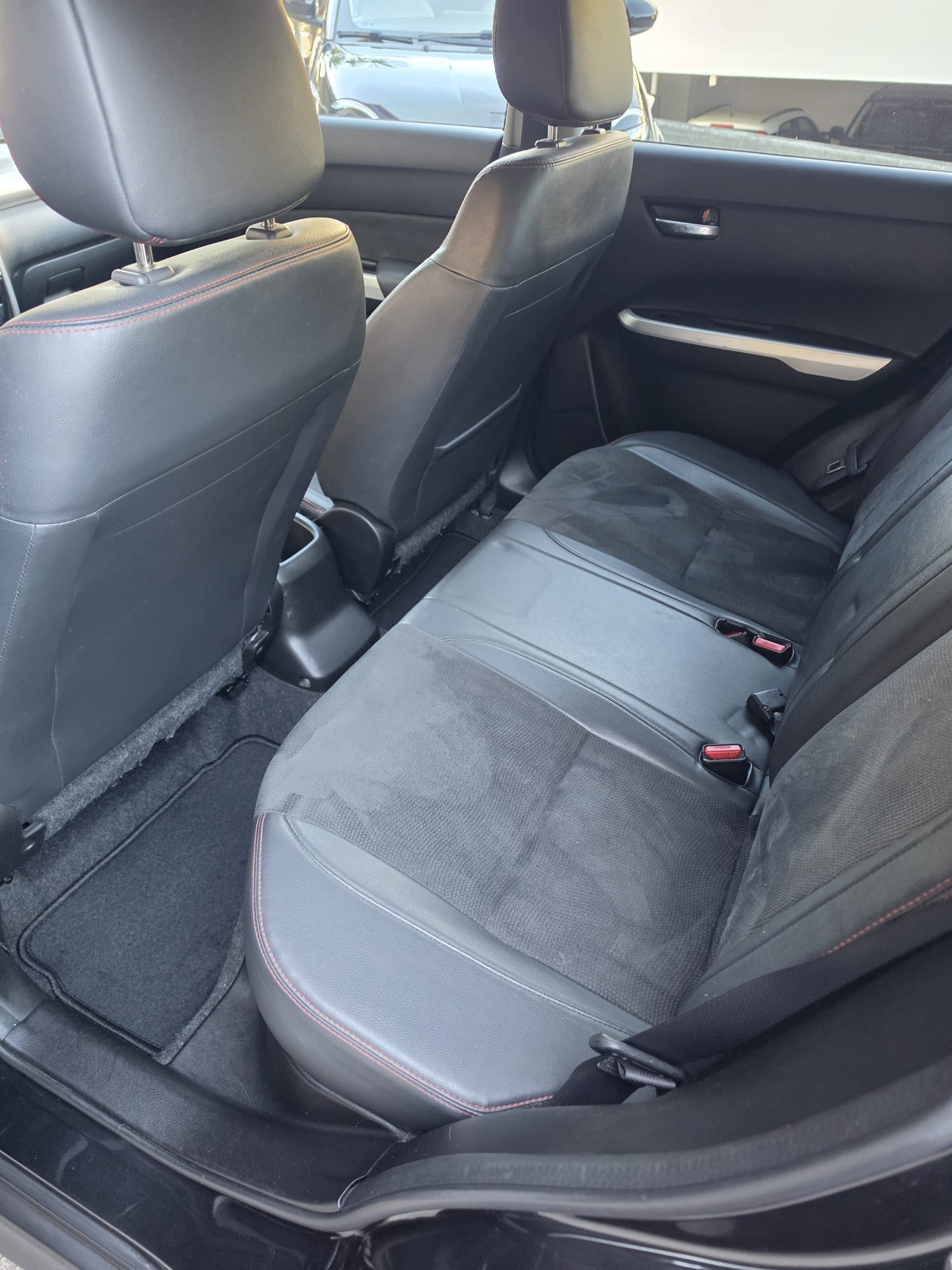 SUZUKI Vitara 1.4 Boosterjet Compact Top-image-9