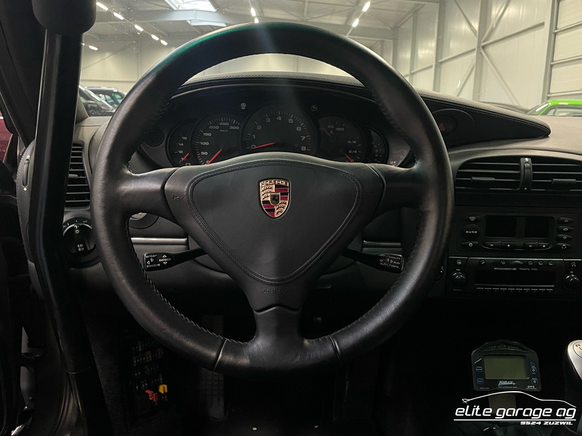 PORSCHE 911 GT2 Clubsport-image-11
