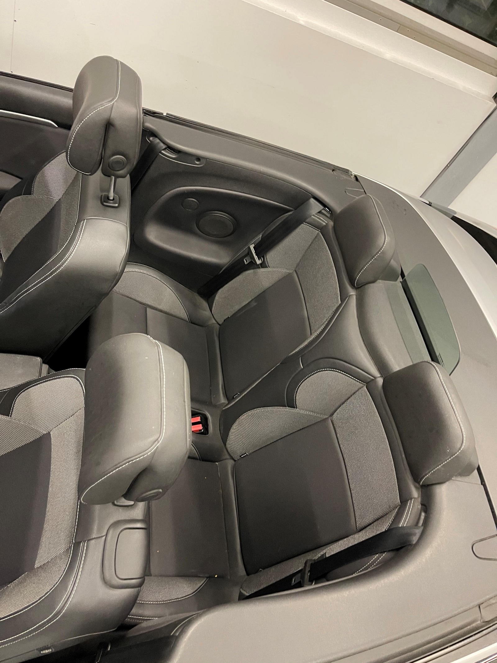 RENAULT Mégane CC 1.4 16V Turbo Dynamique-image-14
