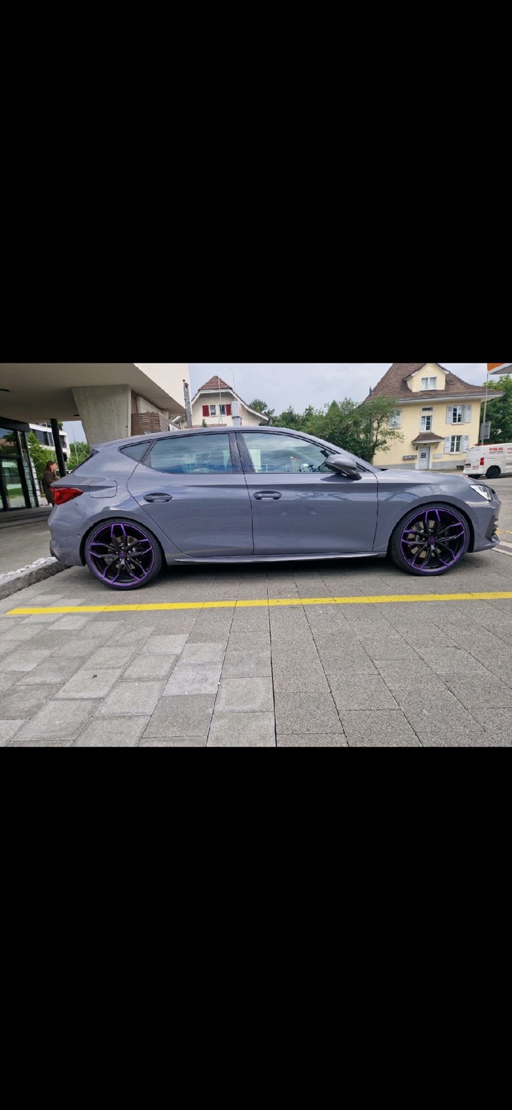 CUPRA LEON VZ 2.0 TSI DSG-image-11