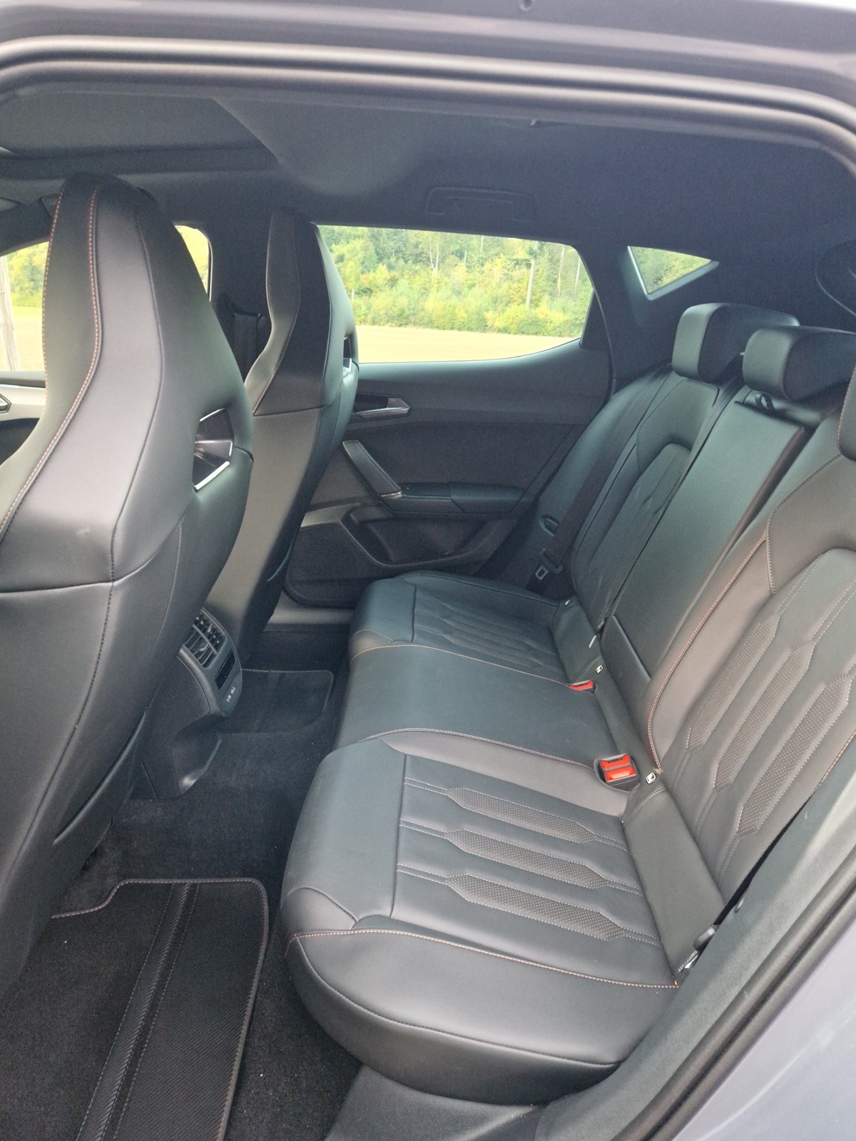 CUPRA LEON VZ 2.0 TSI DSG-image-4