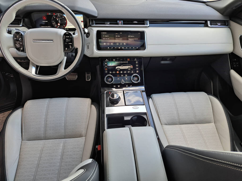 LAND ROVER Range Rover Velar 3.0 D 300cv R-Dynamic HSE-image-10