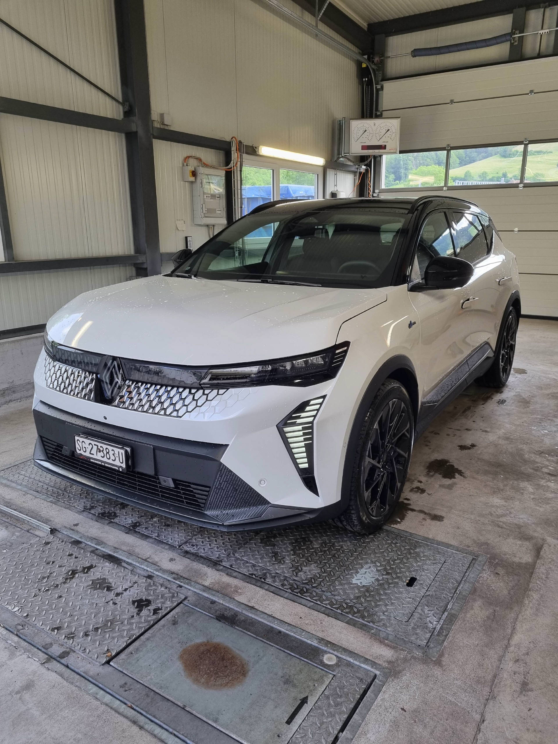 Car photo