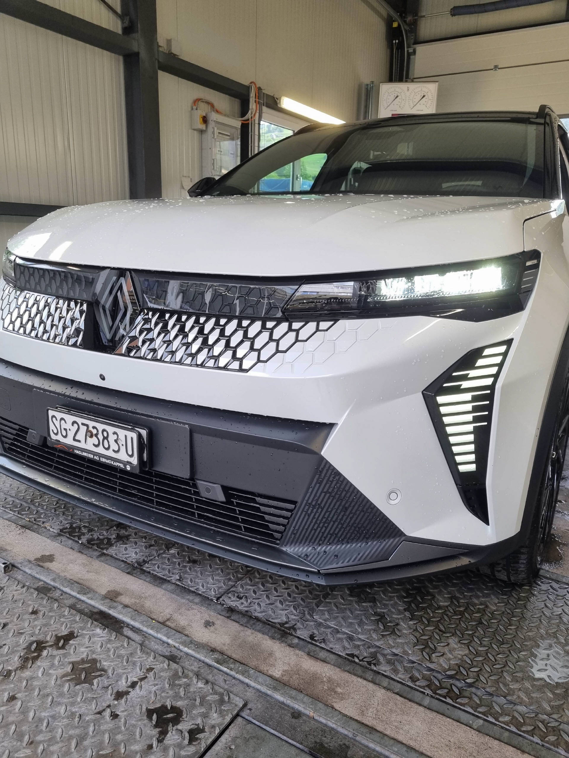 RENAULT Scénic E-Tech esprit Alpine-image-12