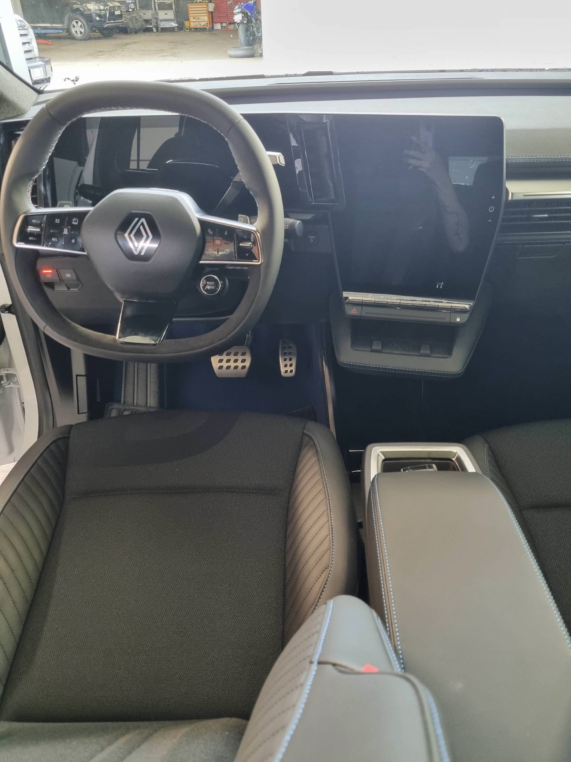 RENAULT Scénic E-Tech esprit Alpine-image-6