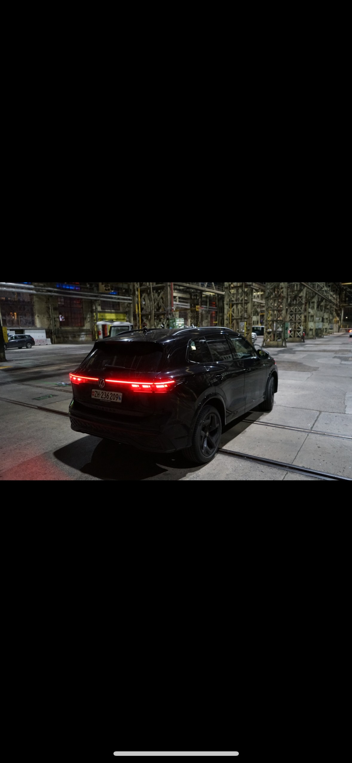 VW Tiguan 2.0 TDI SCR R-Line 4Motion DSG-image-1