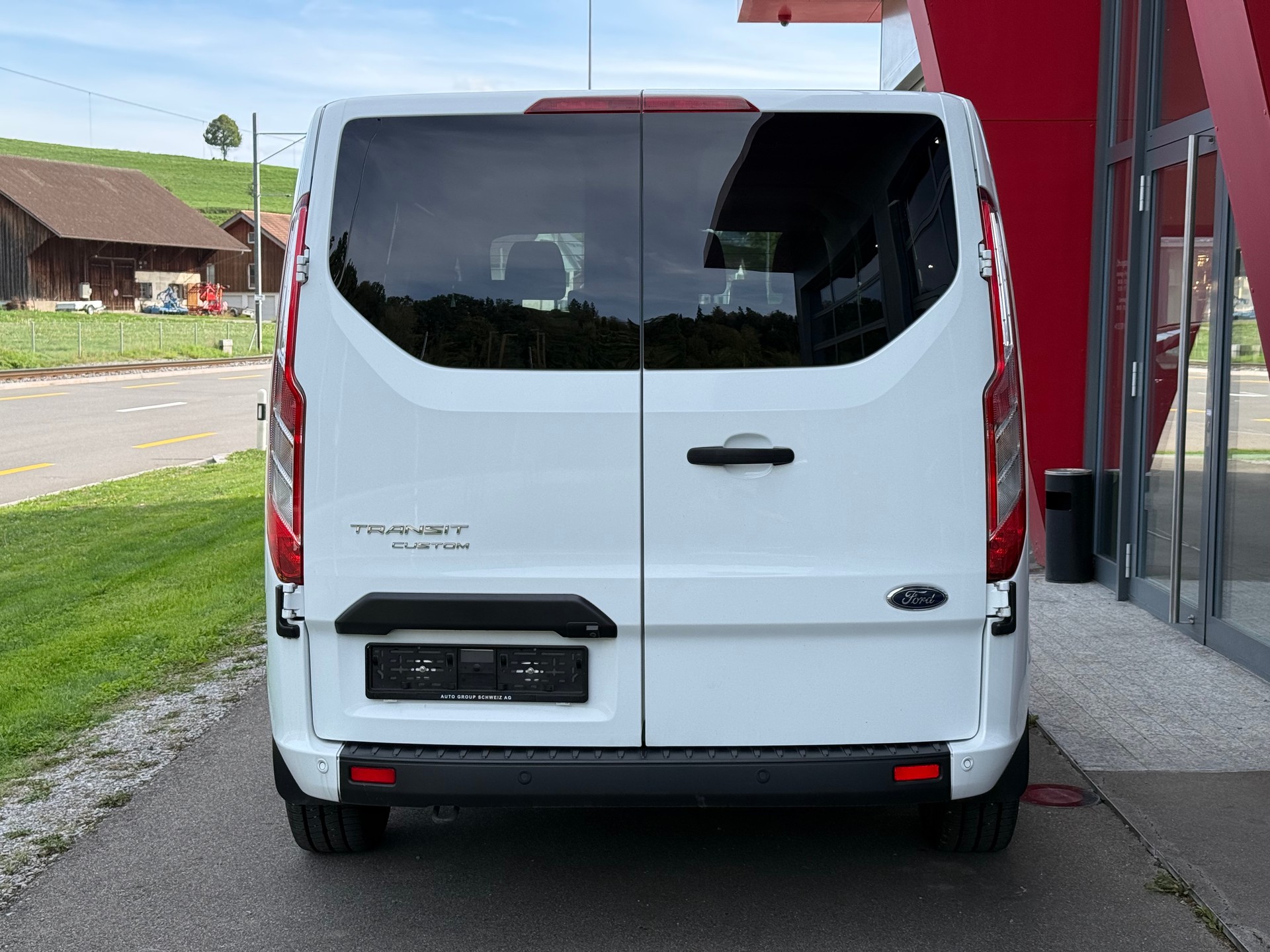 FORD Transit Custom Kombi 320 L1H1 Trend LEASING AB 409.41 CHF / MONAT-image-4