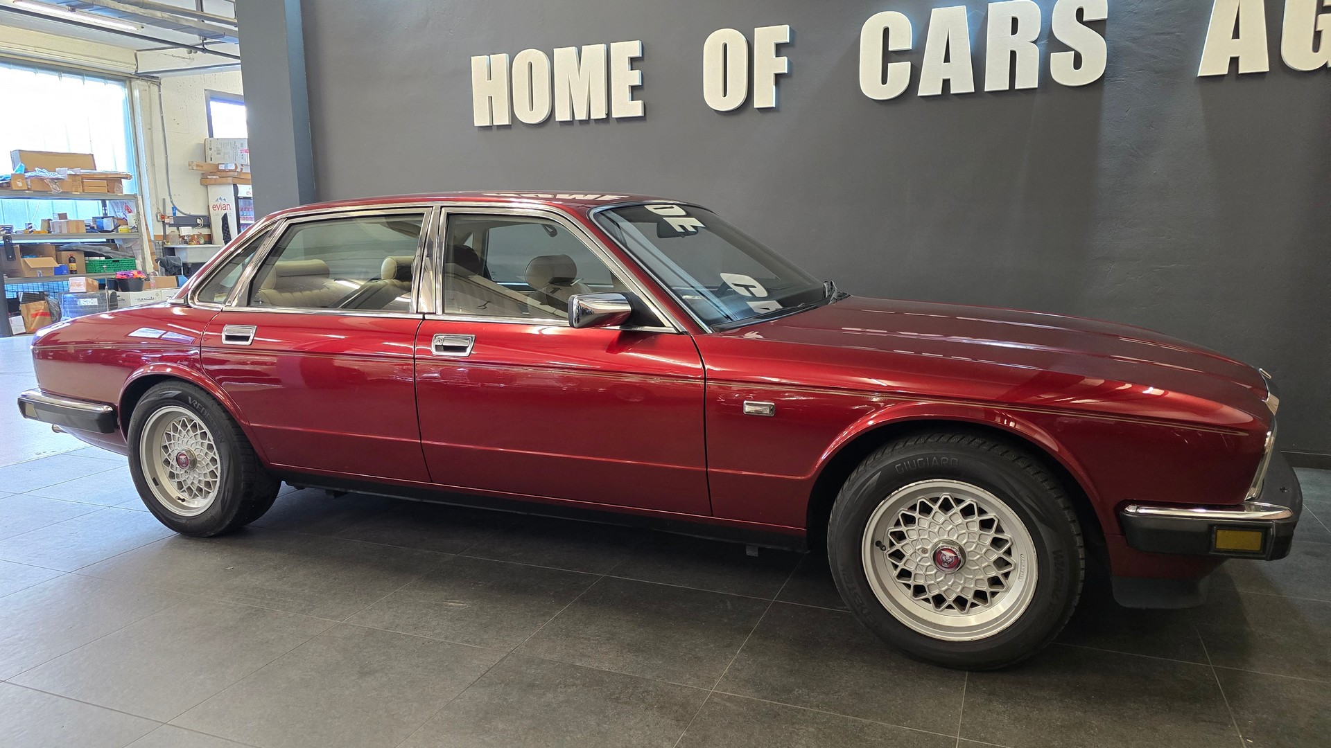 JAGUAR XJ6 4.0 Sovereign-image-12