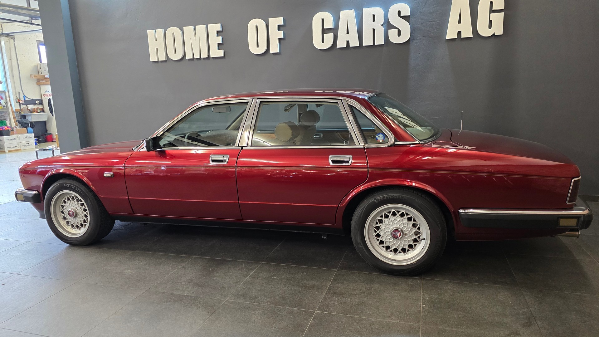 JAGUAR XJ6 4.0 Sovereign-image-4