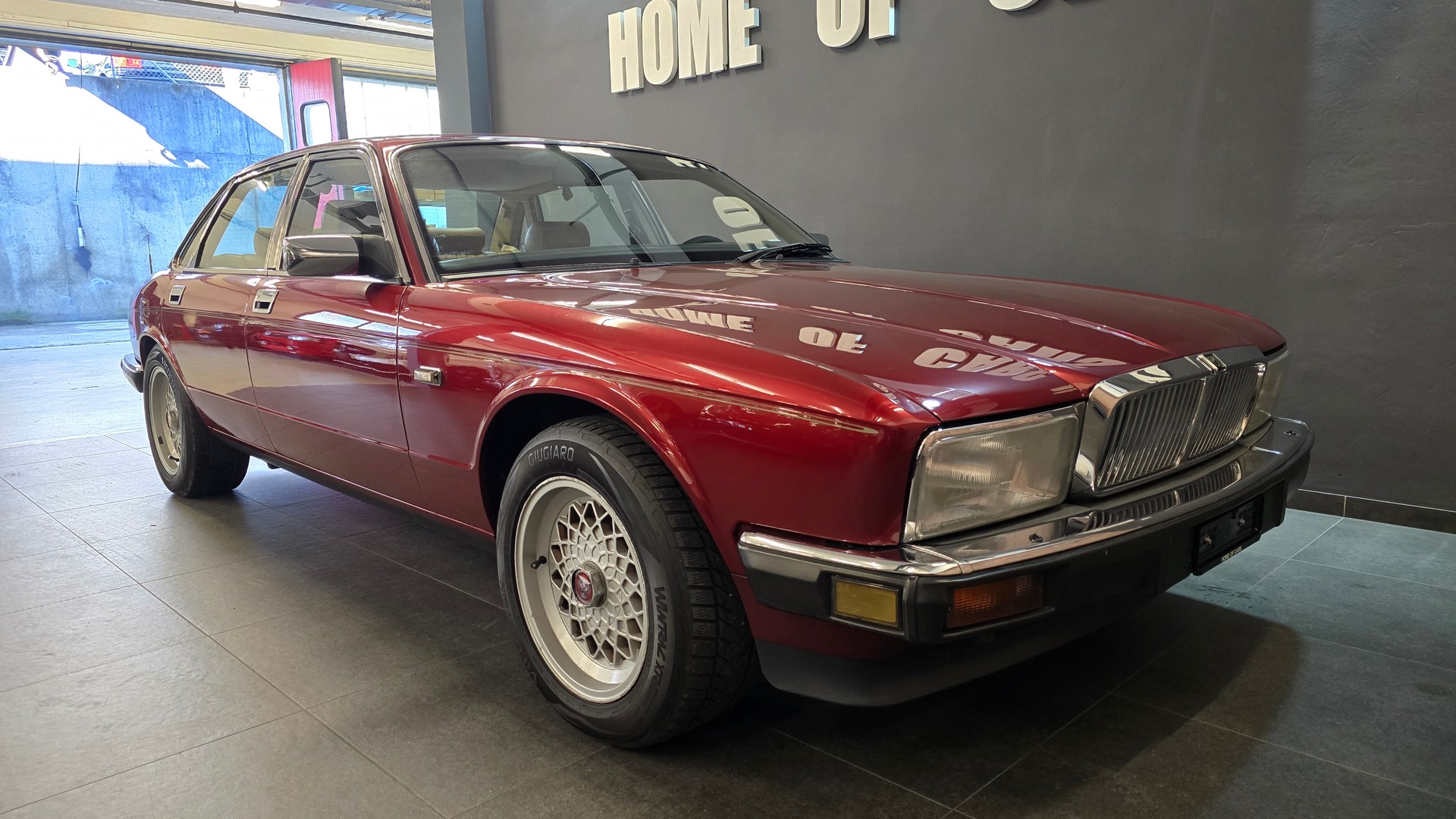 JAGUAR XJ6 4.0 Sovereign-image-14