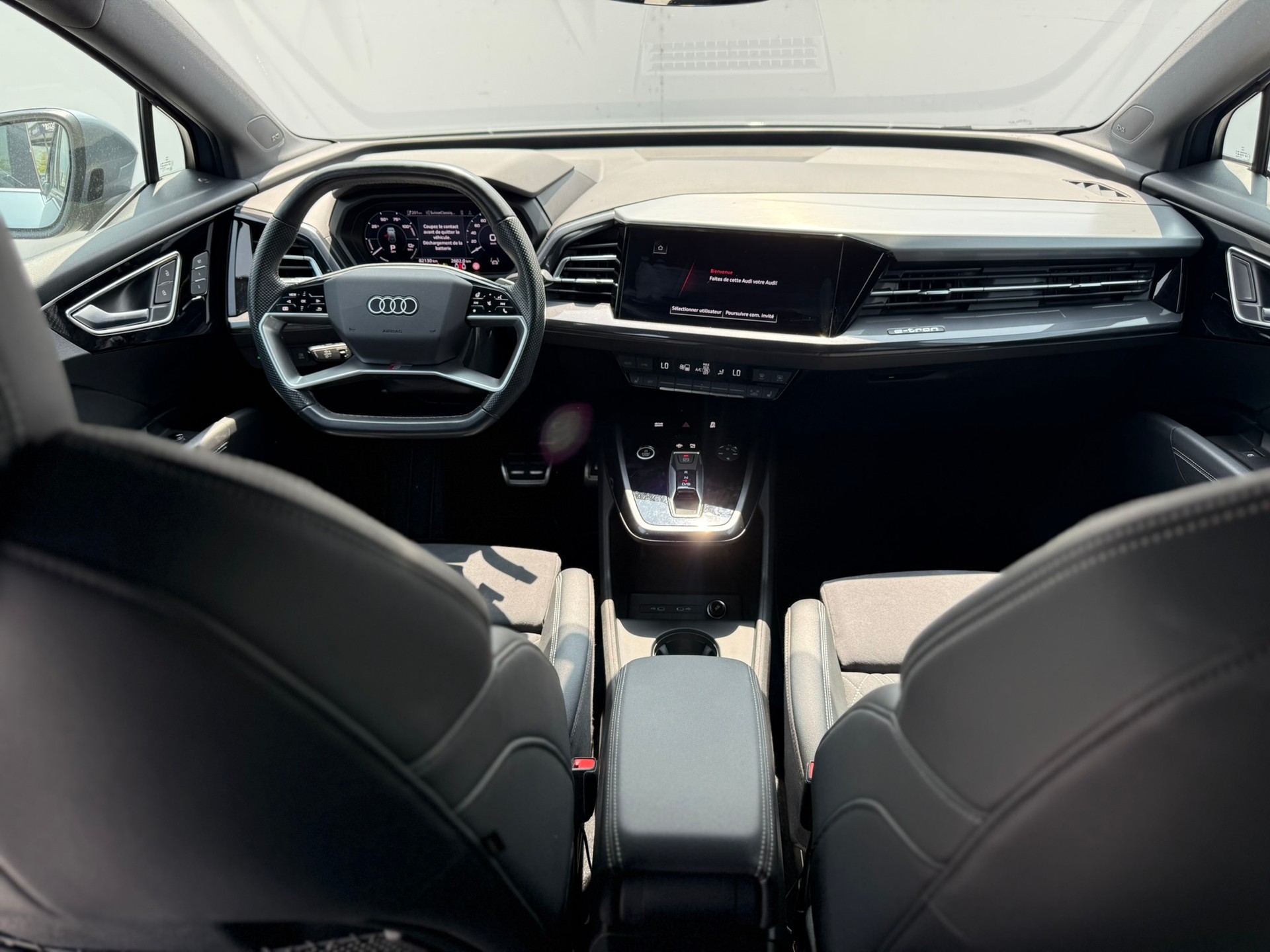 AUDI Q4 e-tron 50 quattro-image-8