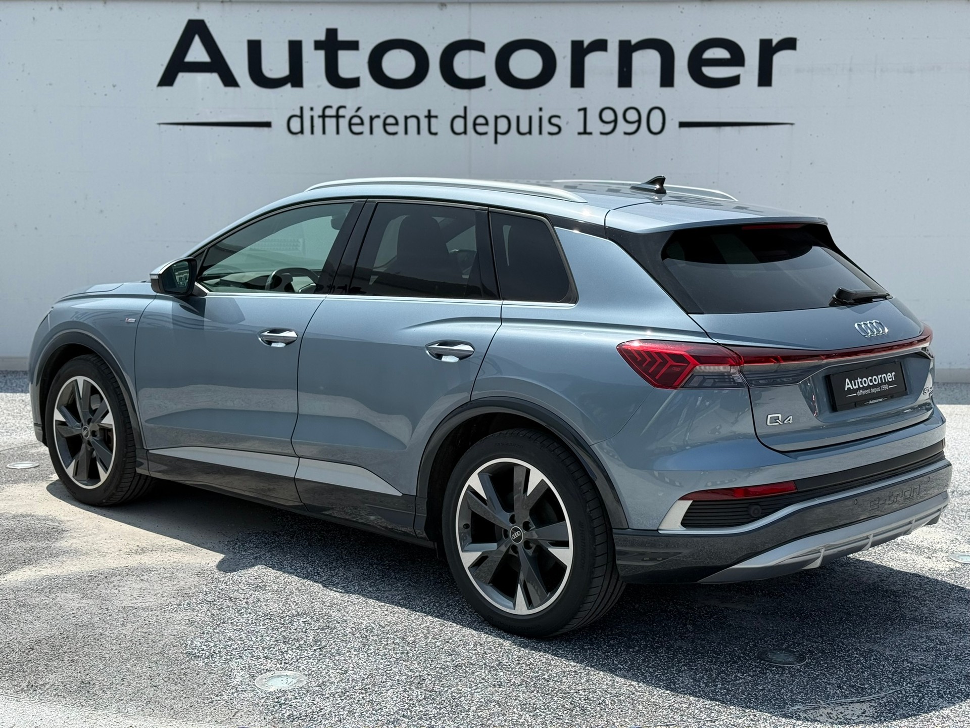 AUDI Q4 e-tron 50 quattro-image-2