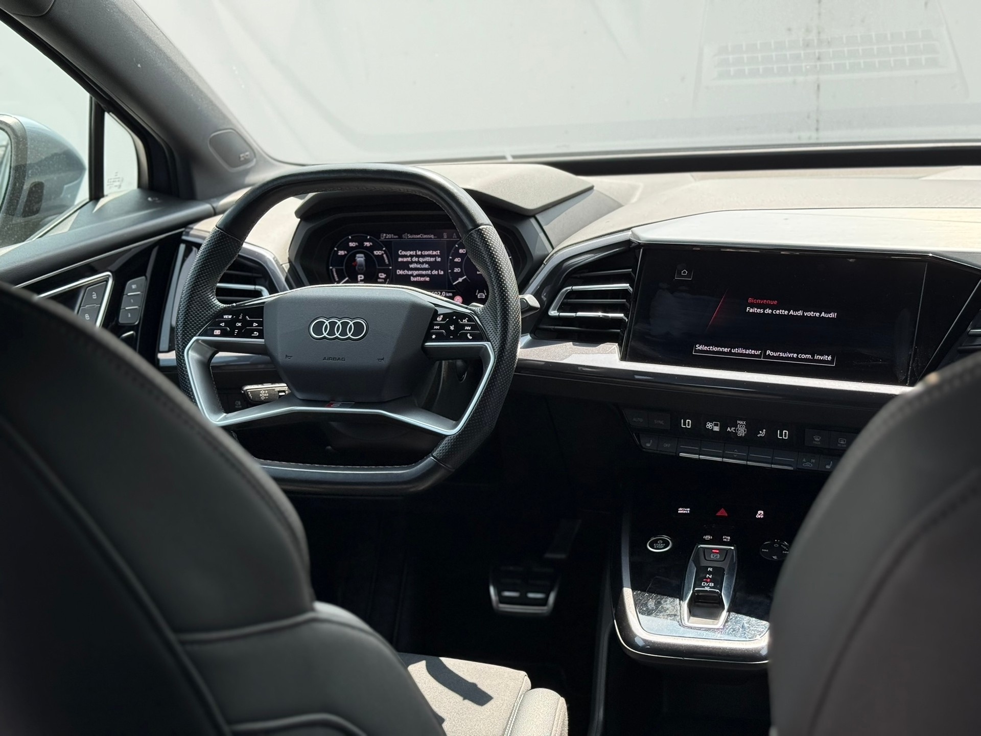 AUDI Q4 e-tron 50 quattro-image-9