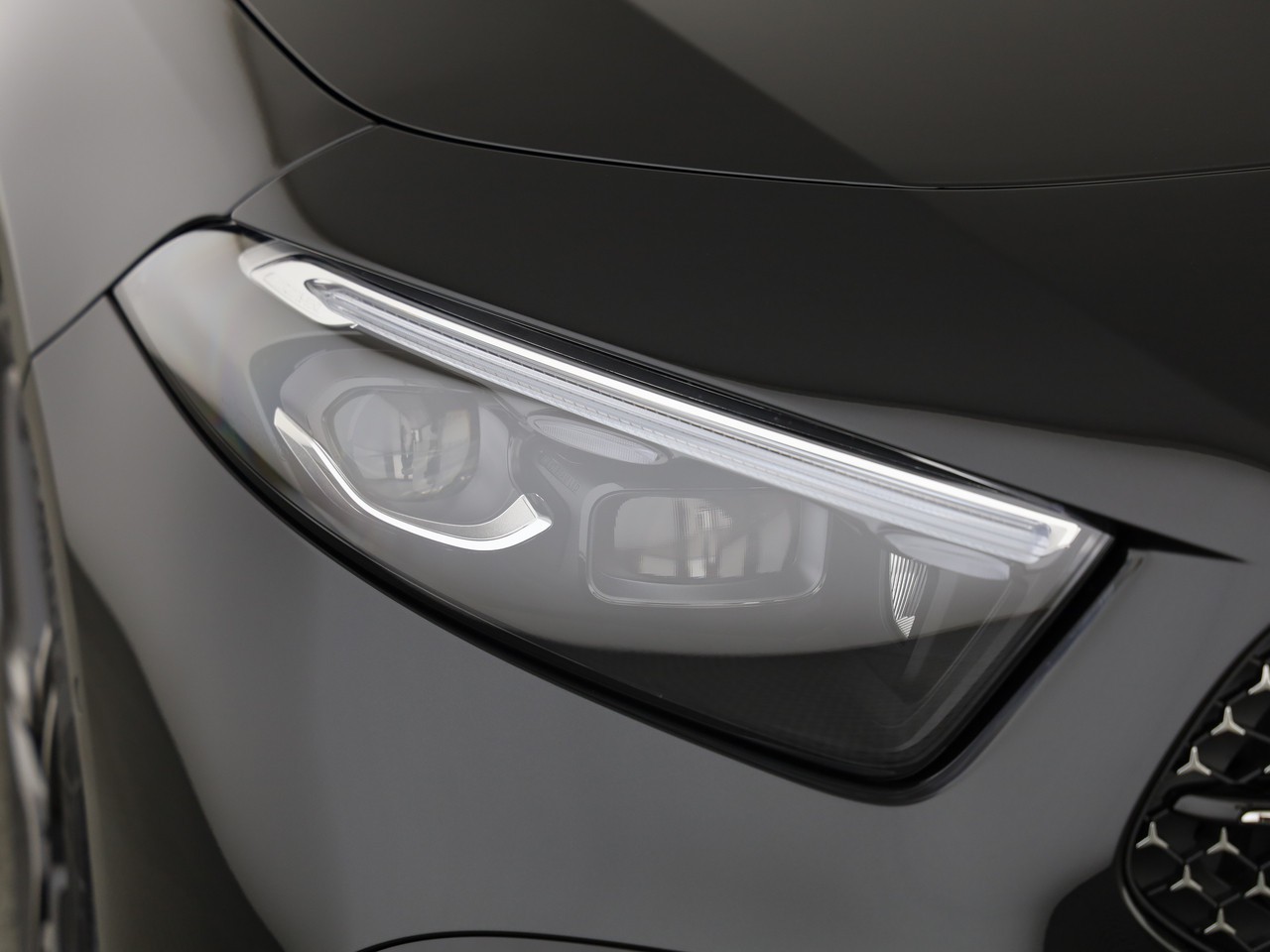 MERCEDES-BENZ A 200 7G-DCT-image-5