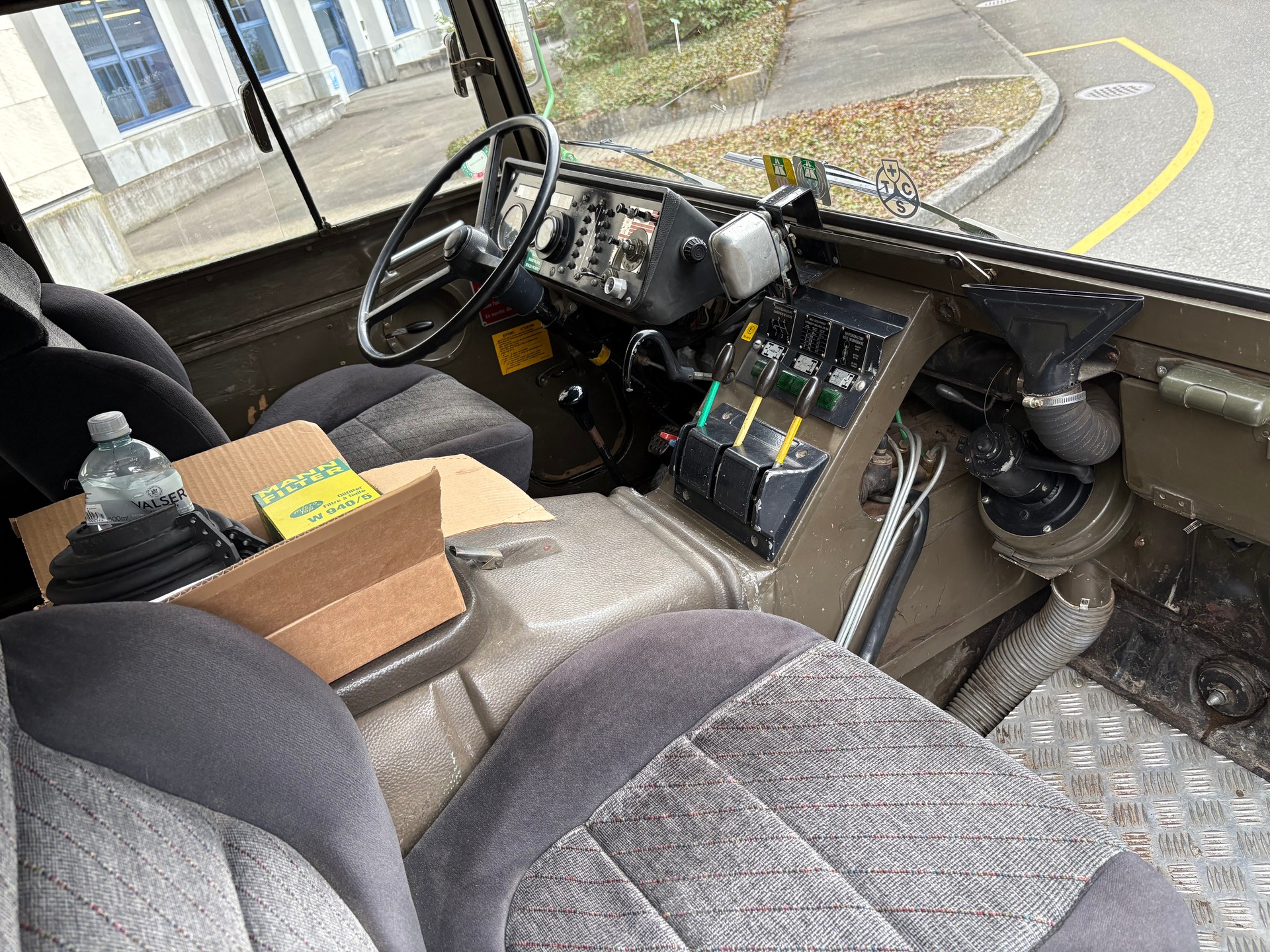 PINZGAUER 712 6x6-image-8
