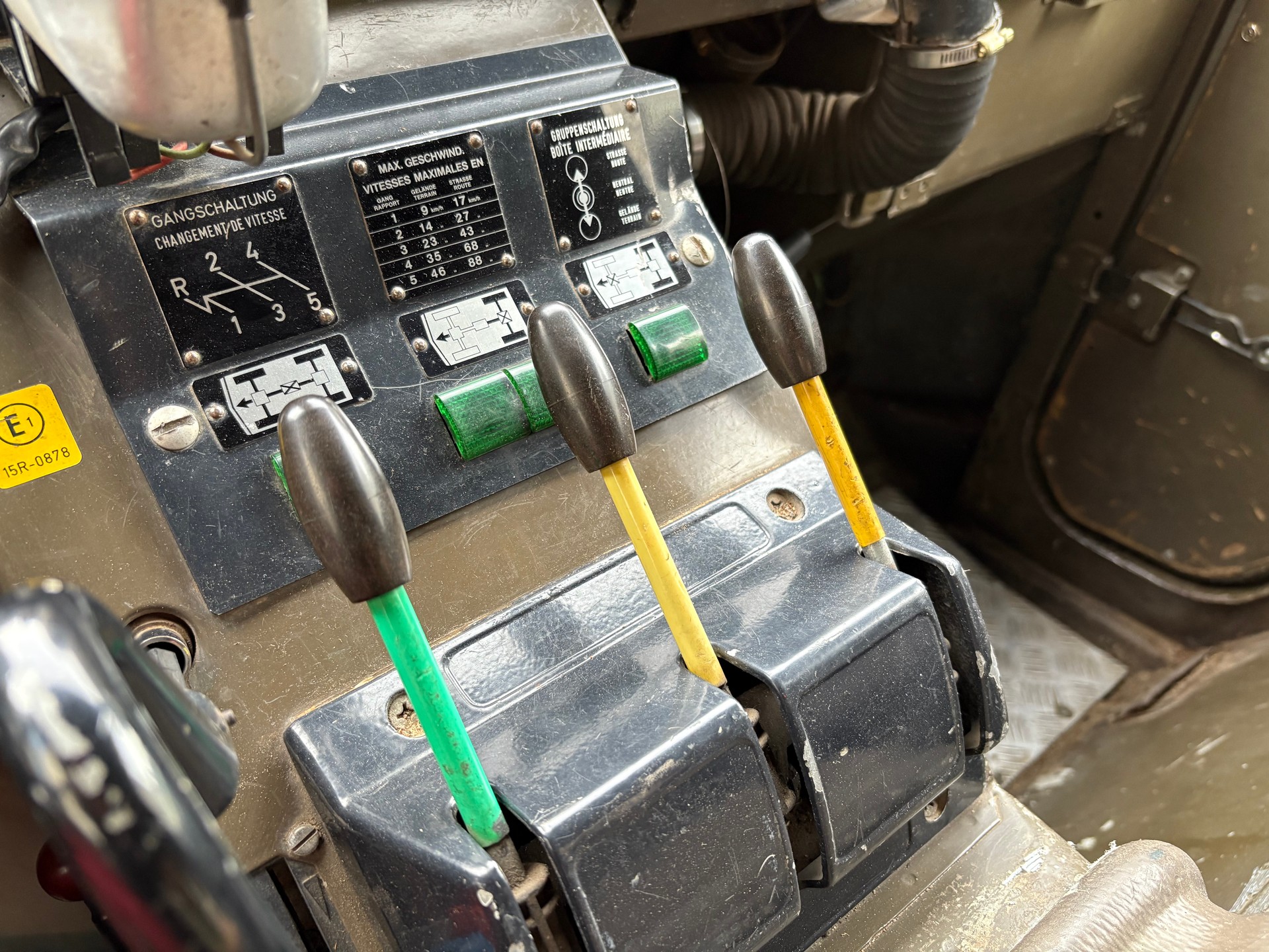 PINZGAUER 712 6x6-image-9
