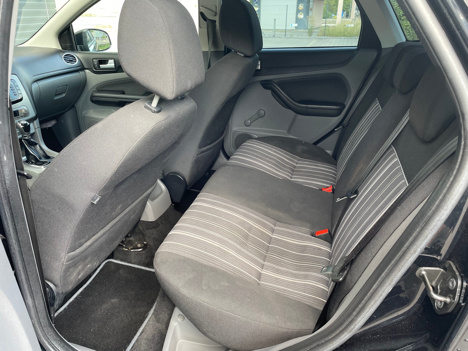 FORD Focus 1.6 TDCi Carving-image-14