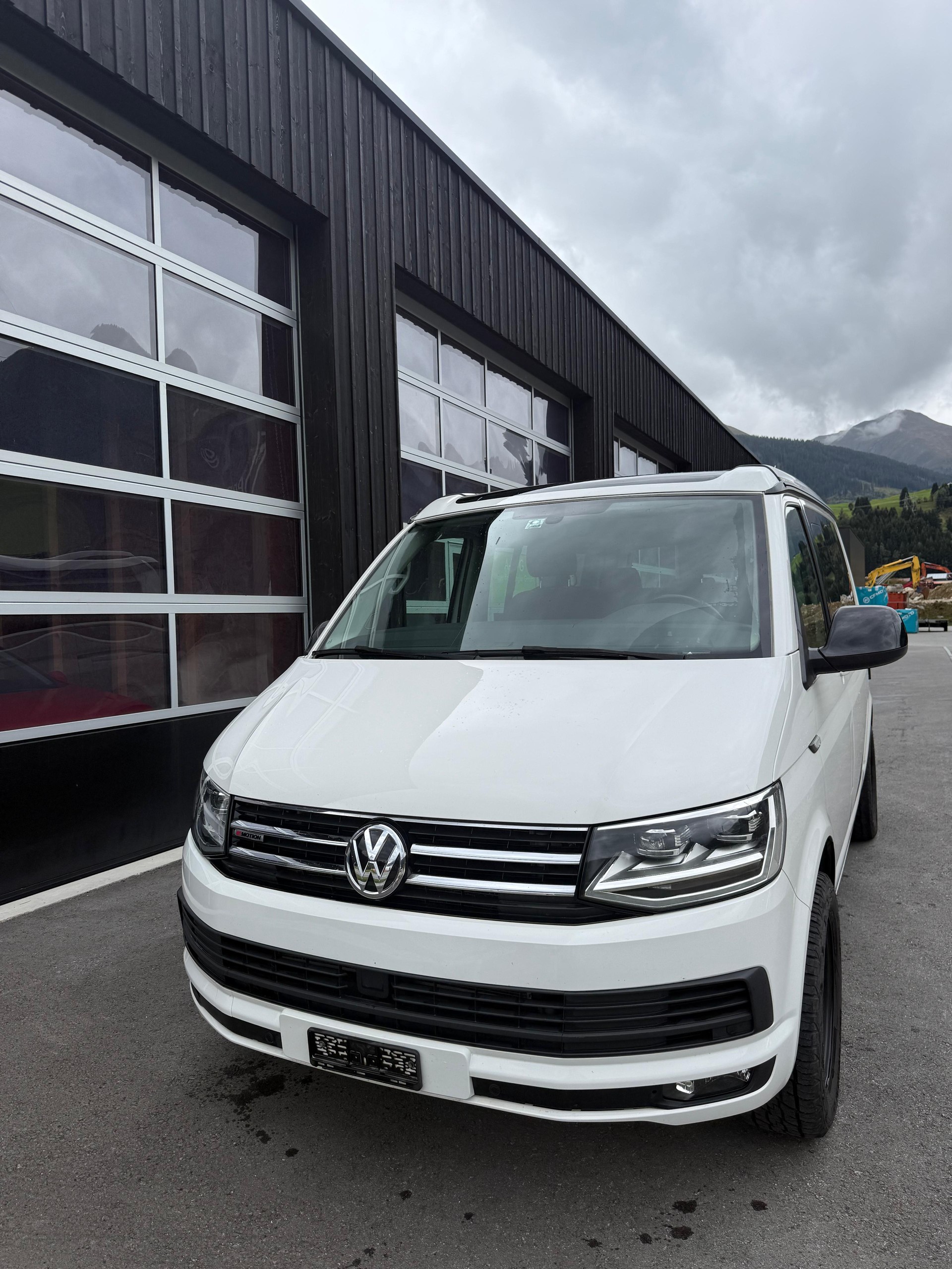 VW California Beach Edition TDI 4motion-image-0