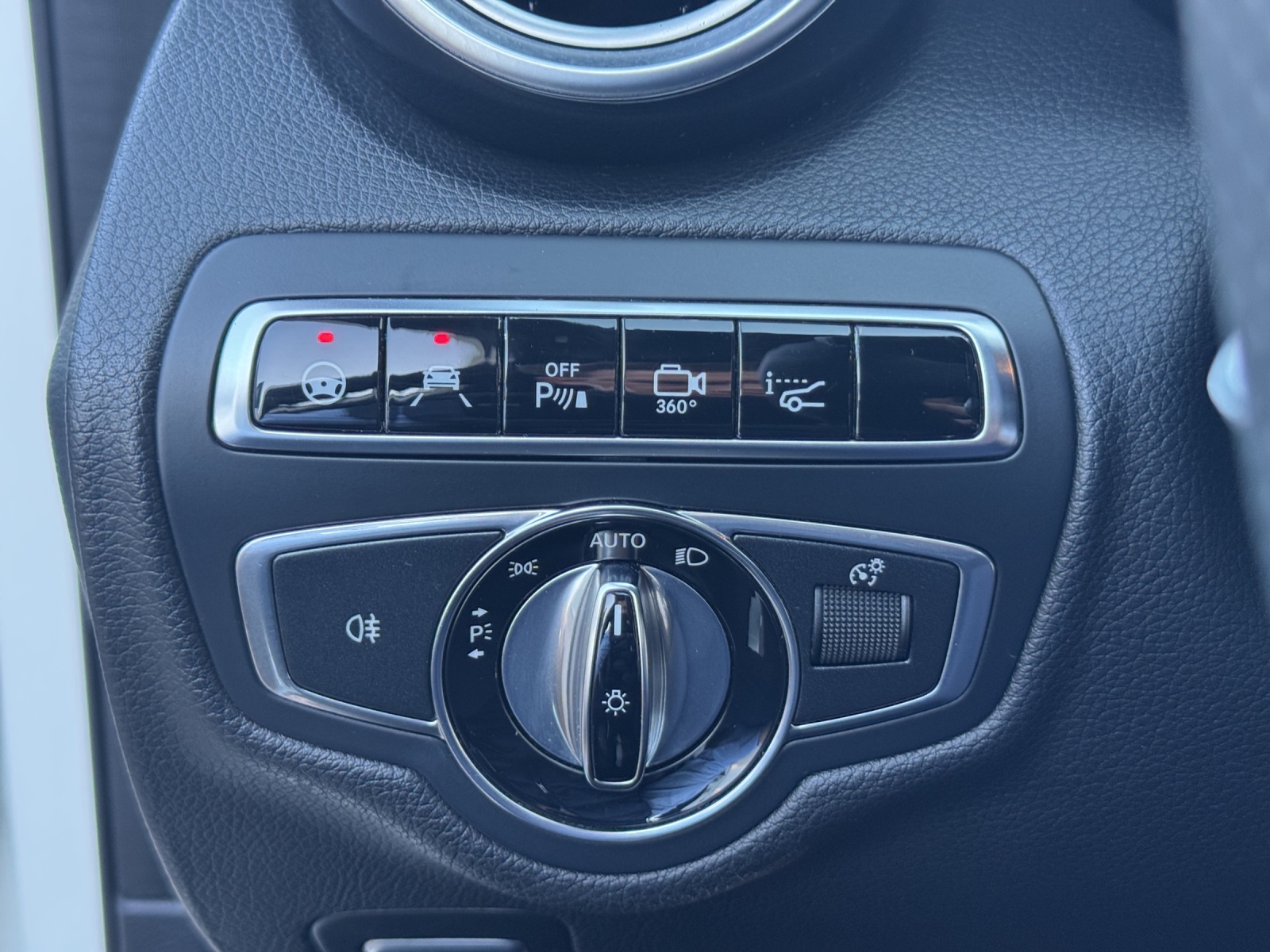MERCEDES-BENZ C 63 S AMG Speedshift-image-21