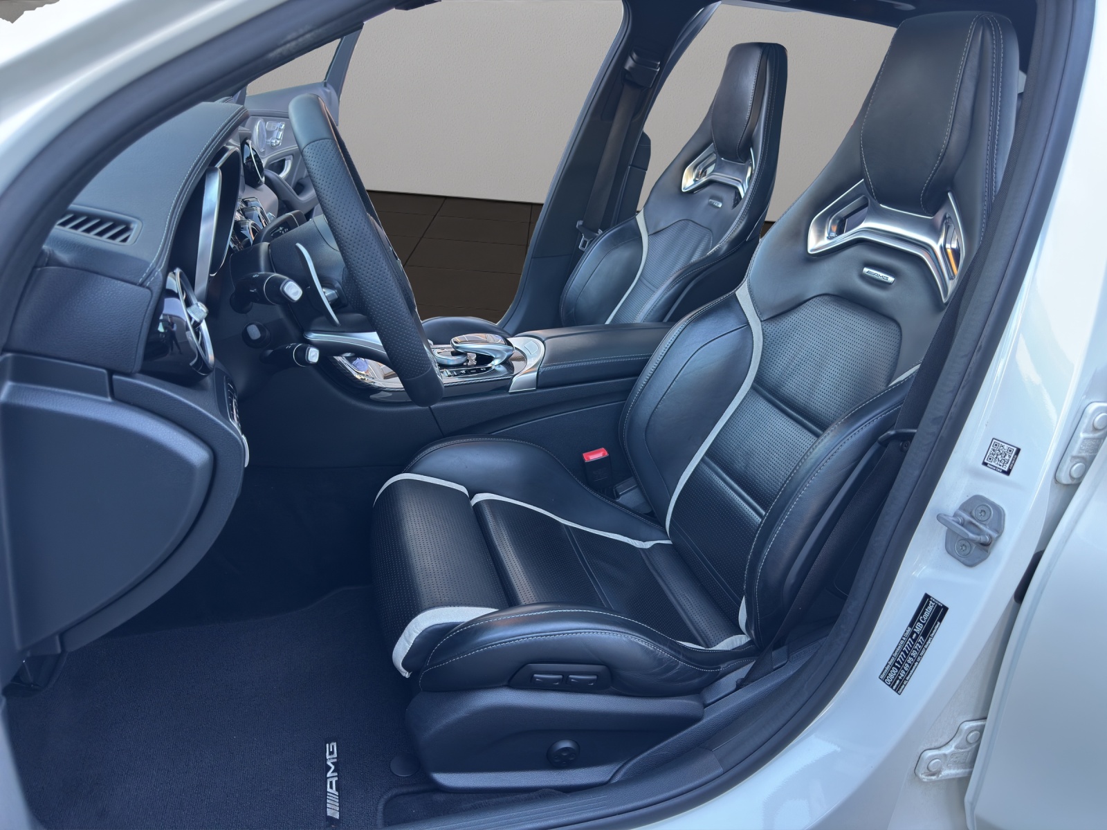 MERCEDES-BENZ C 63 S AMG Speedshift-image-8