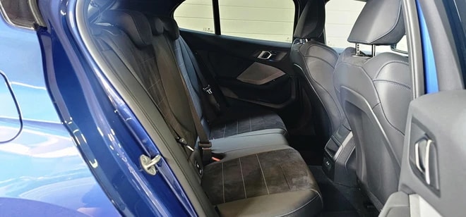 BMW 120 M Sport Steptronic inkl. *** Werksgarantie *** + AHK-image-27