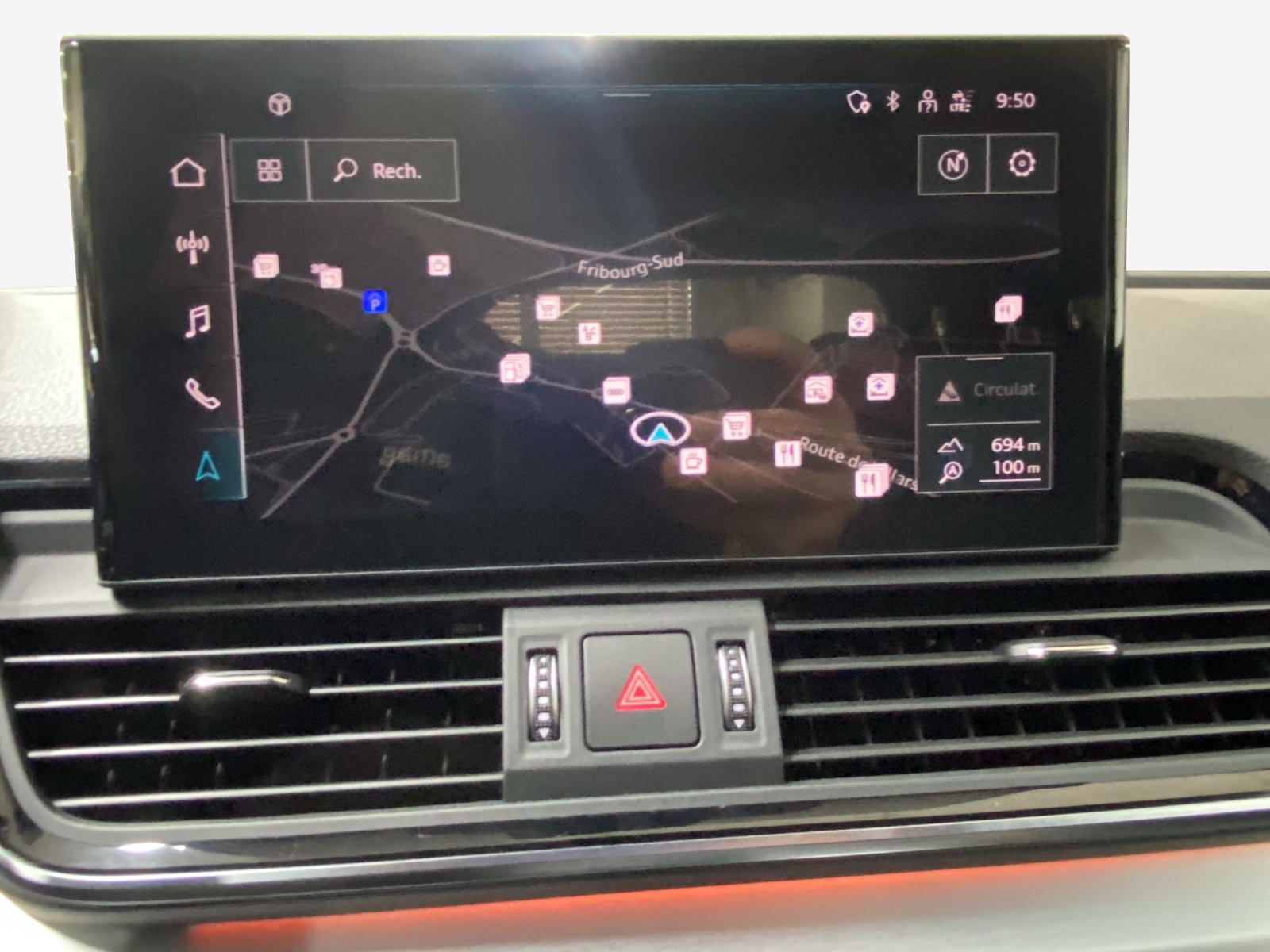 AUDI Q5 45 TFSI Black Edition quattro S-tronic-image-10