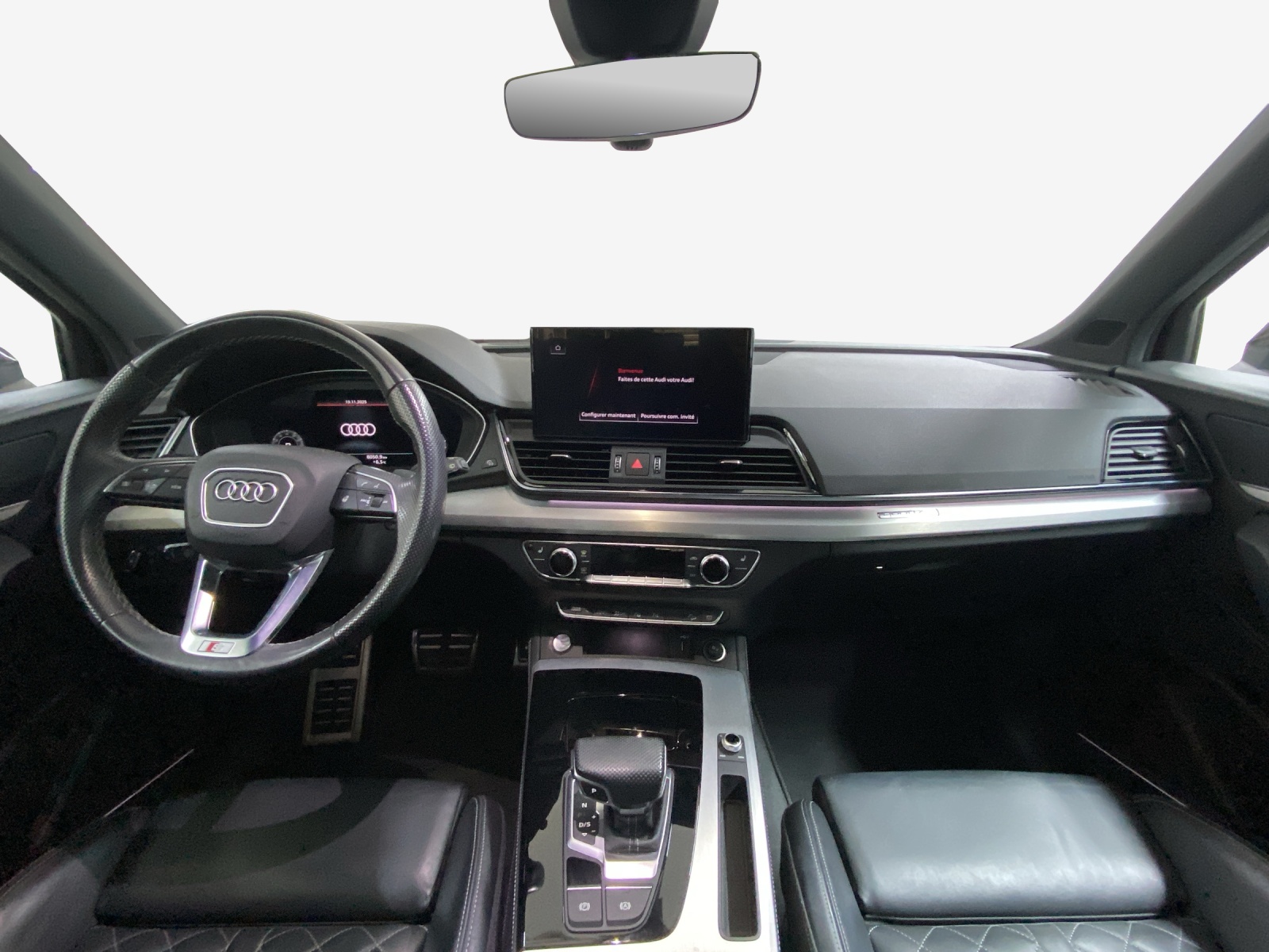 AUDI Q5 45 TFSI Black Edition quattro S-tronic-image-8