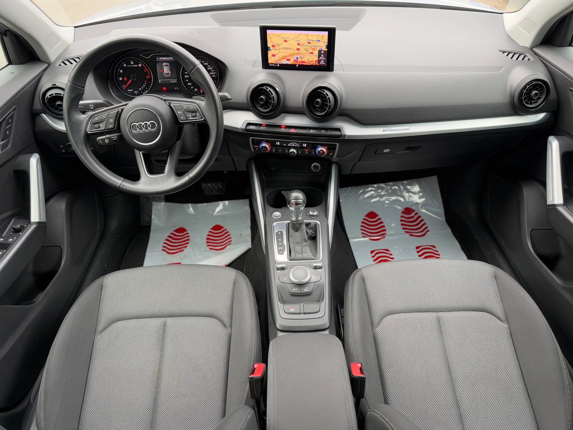 AUDI Q2 1.4 TFSI sport S-tronic-image-10